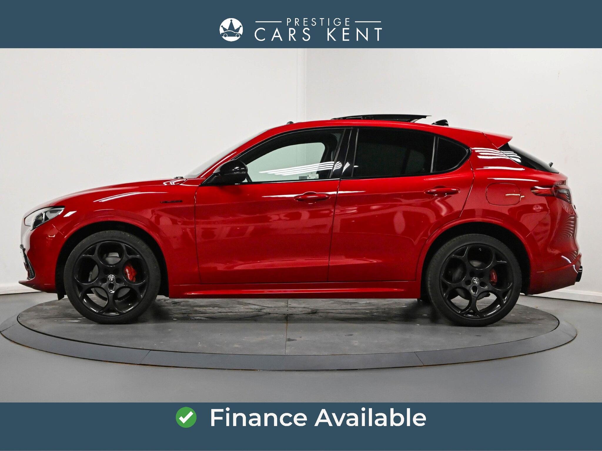 Alfa Romeo Stelvio view 4