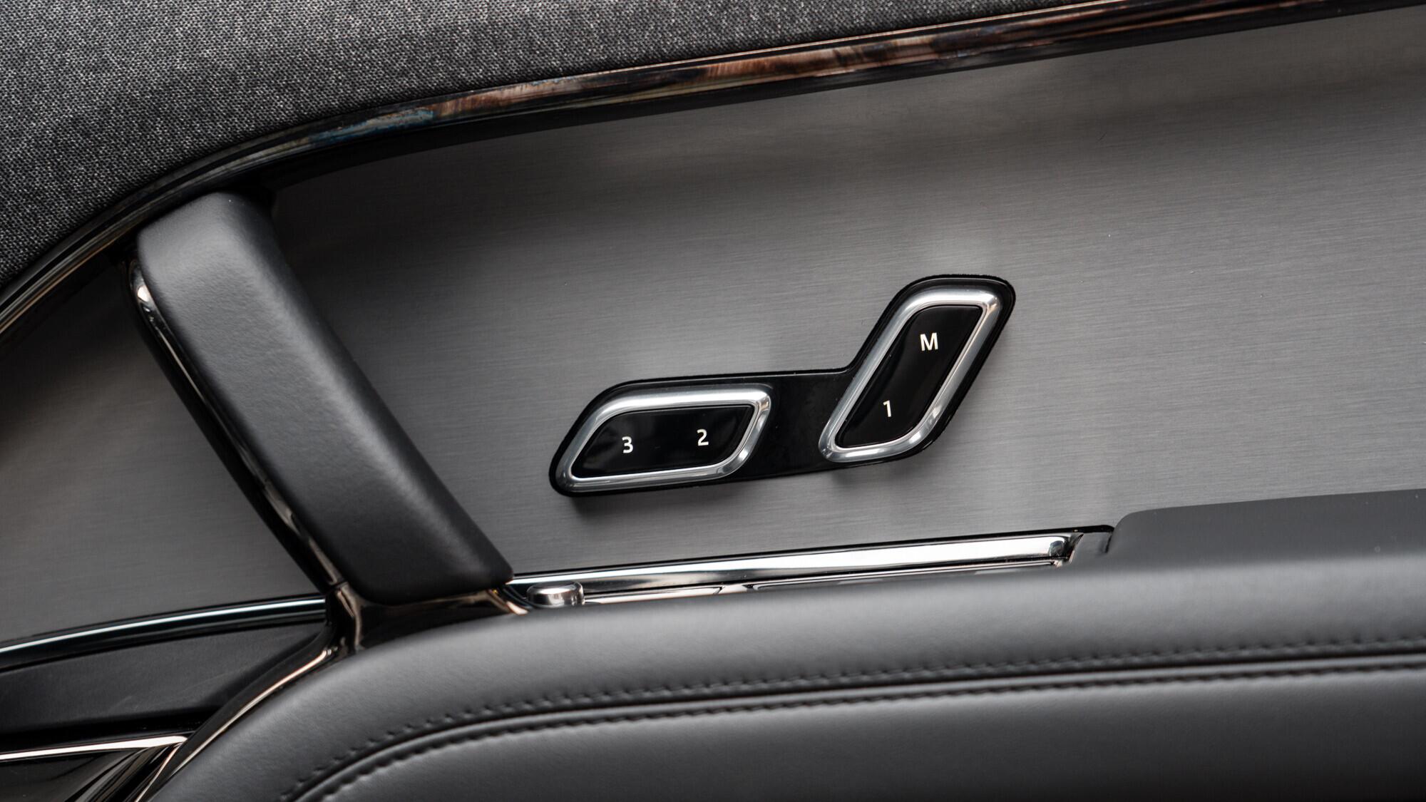 Land Rover Range Rover Sport view 38