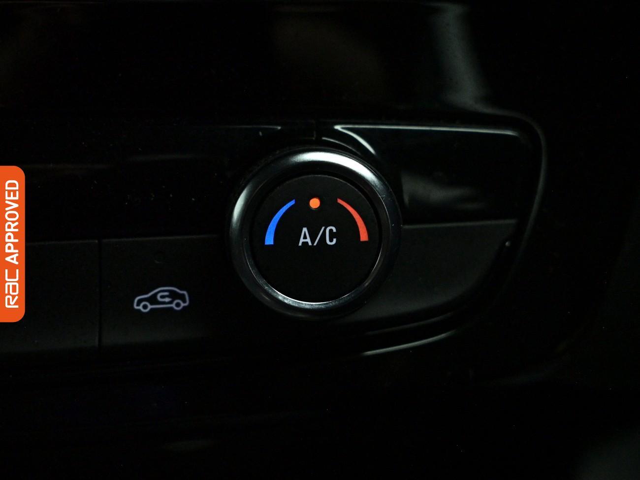 Vauxhall Mokka Electric view 23