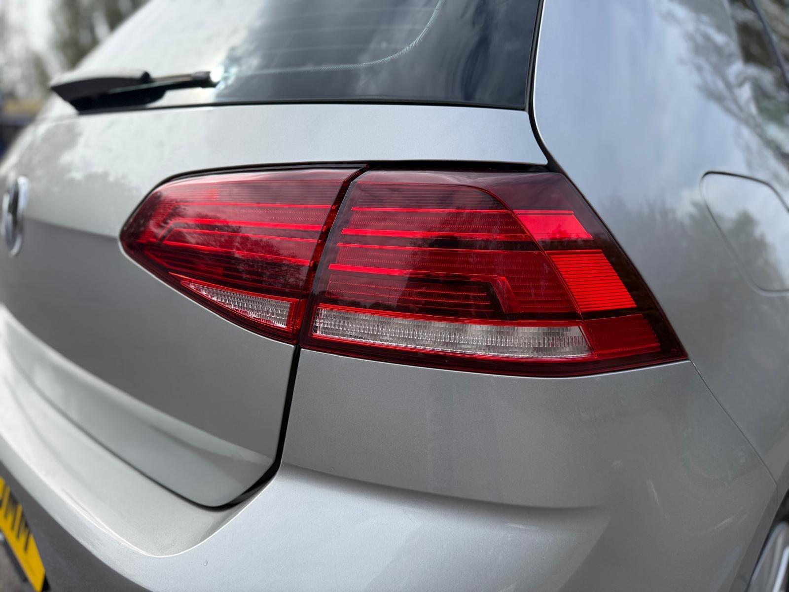 Volkswagen Golf view 51