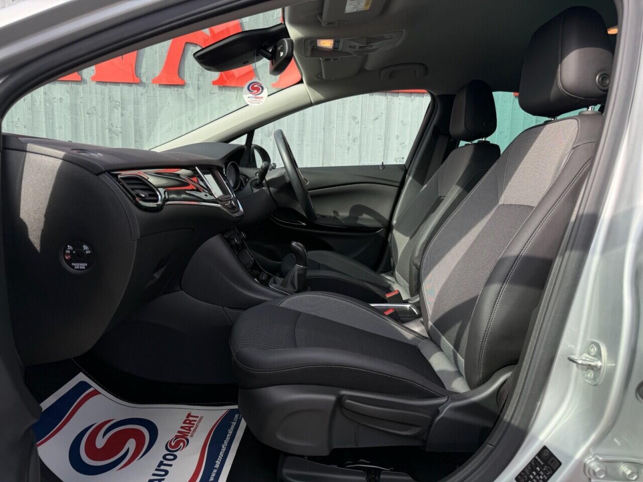 Vauxhall Astra view 17
