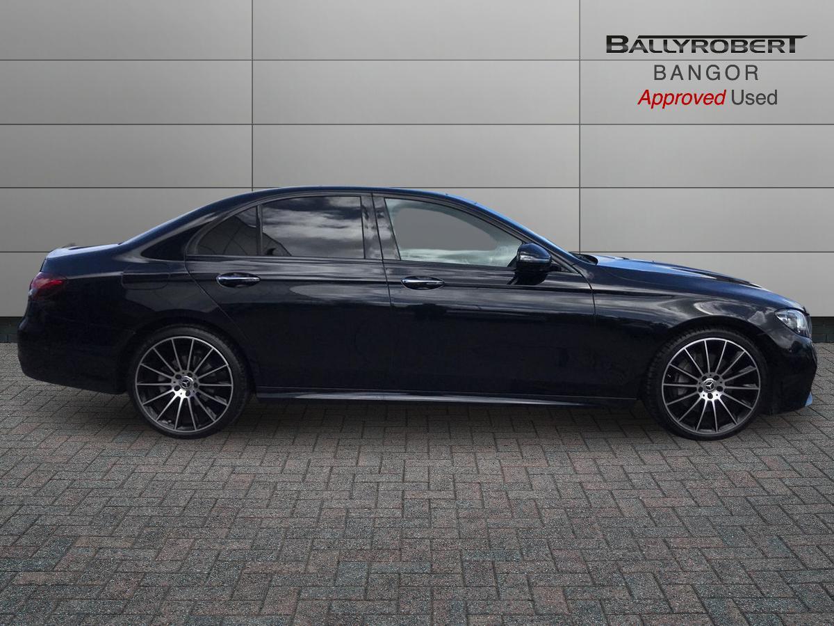 Mercedes-Benz E-Class view 9