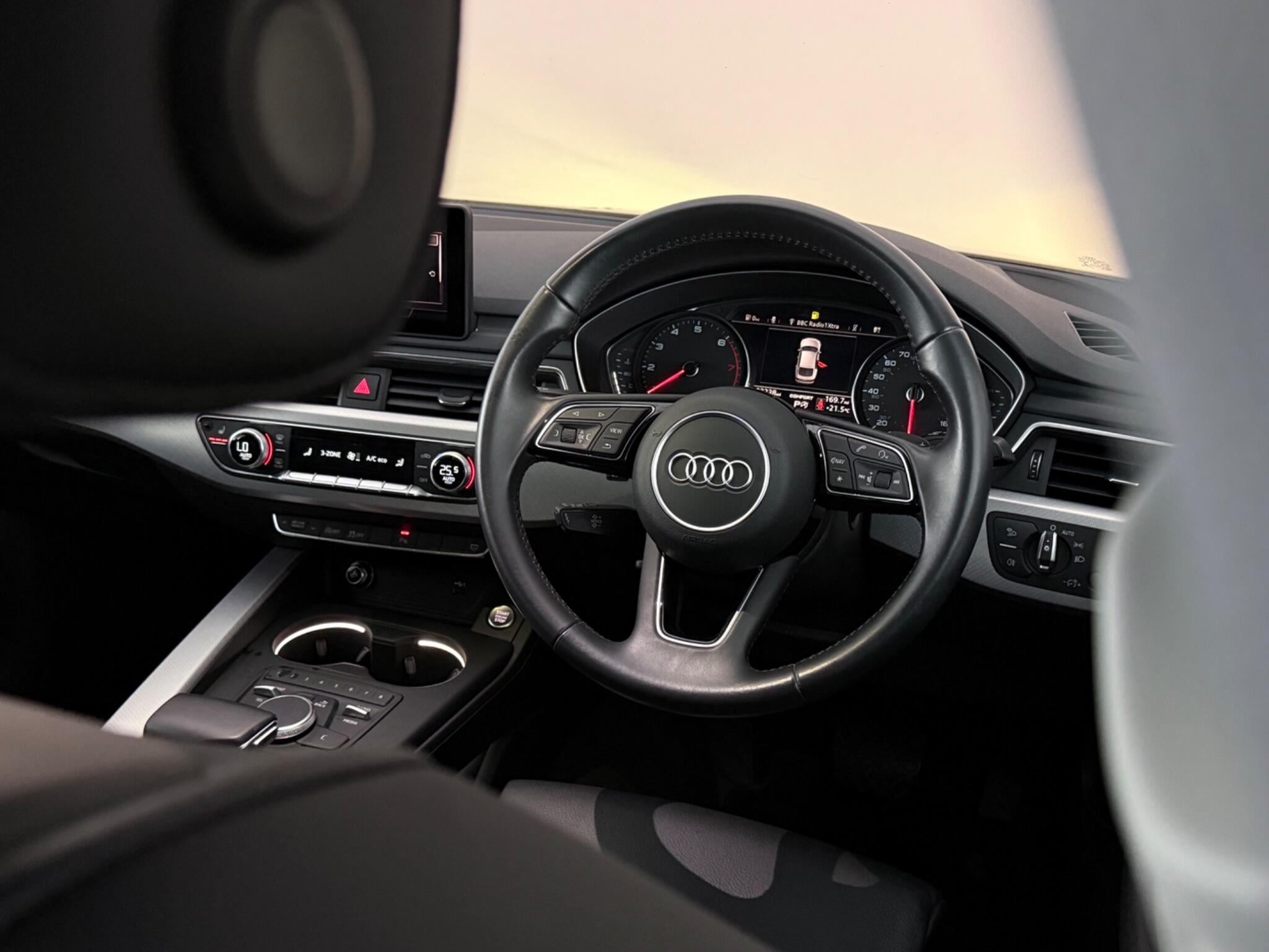 Audi A5 view 12