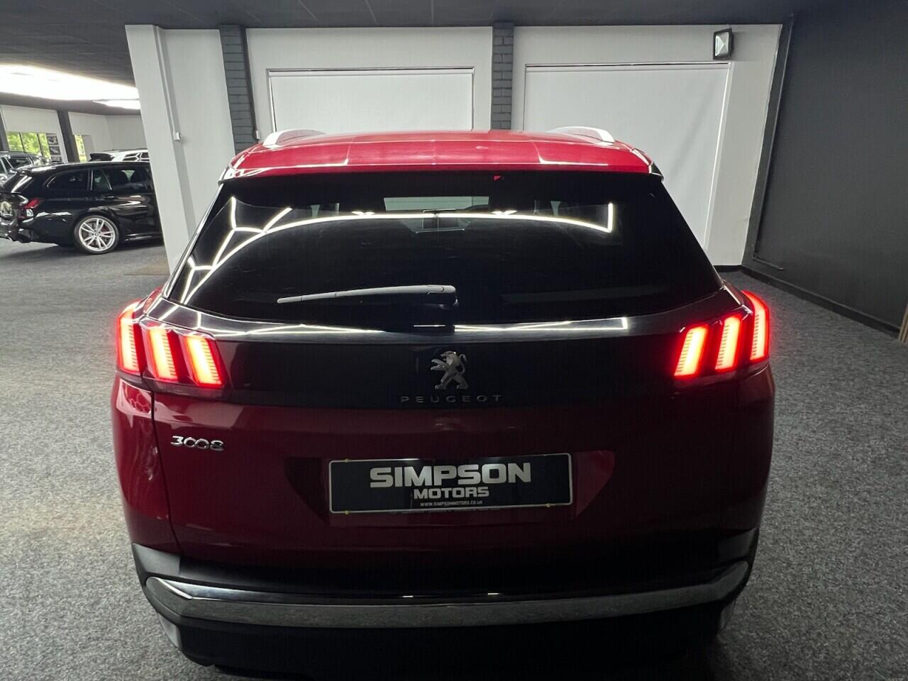 Peugeot 3008 view 9
