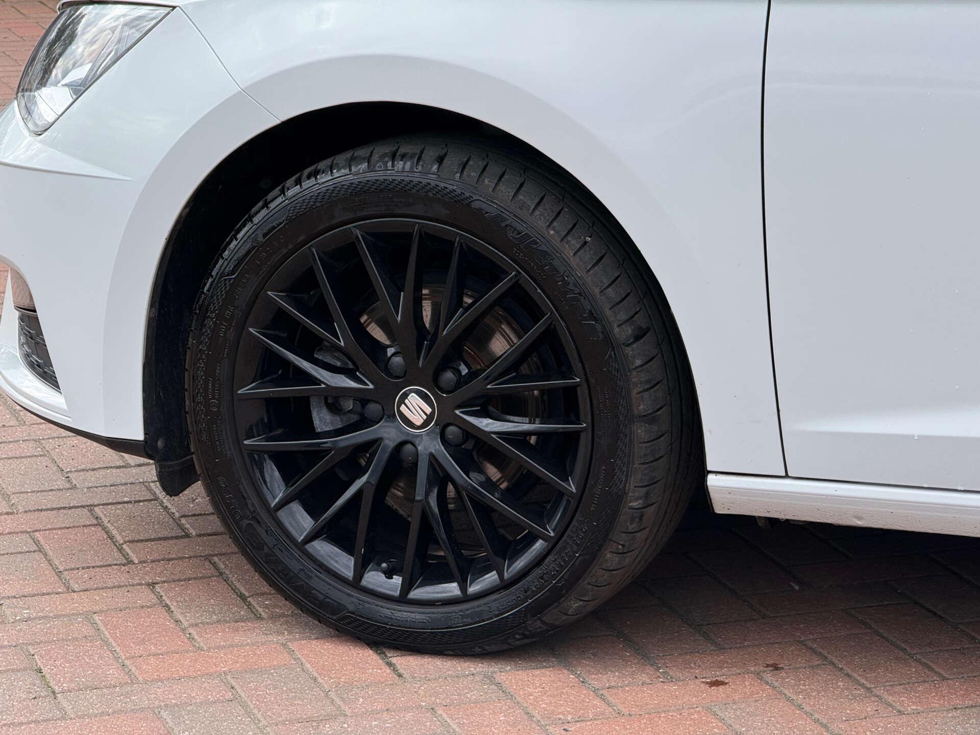 Seat Leon view 9