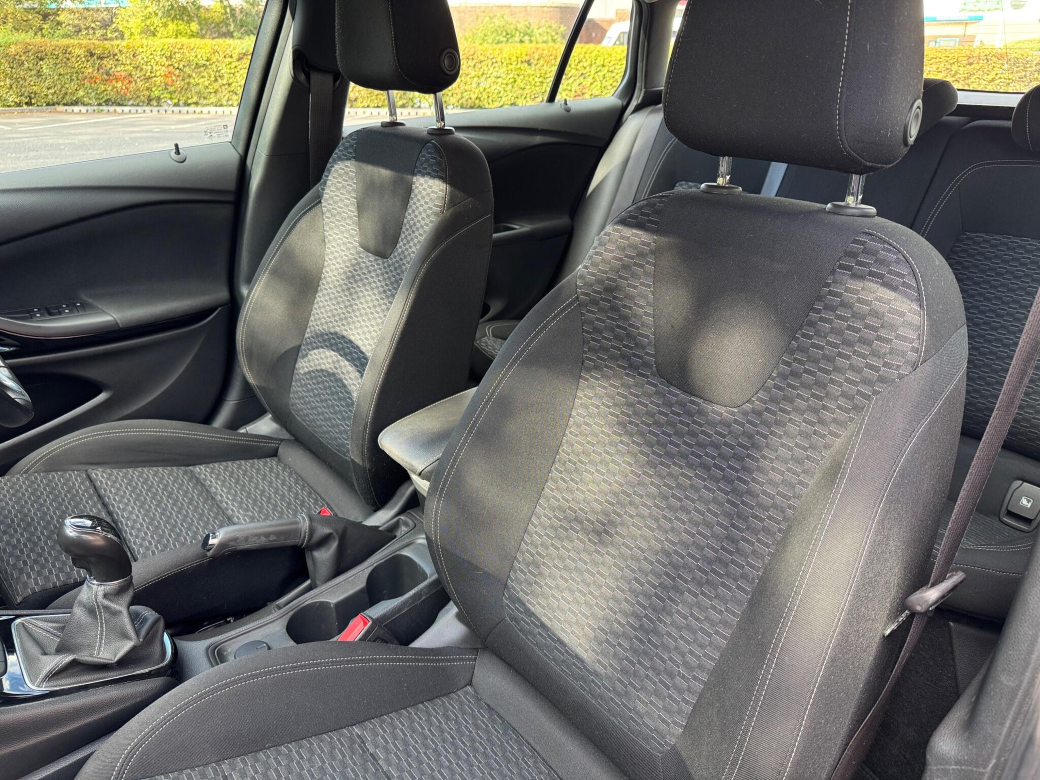 Vauxhall Astra view 44