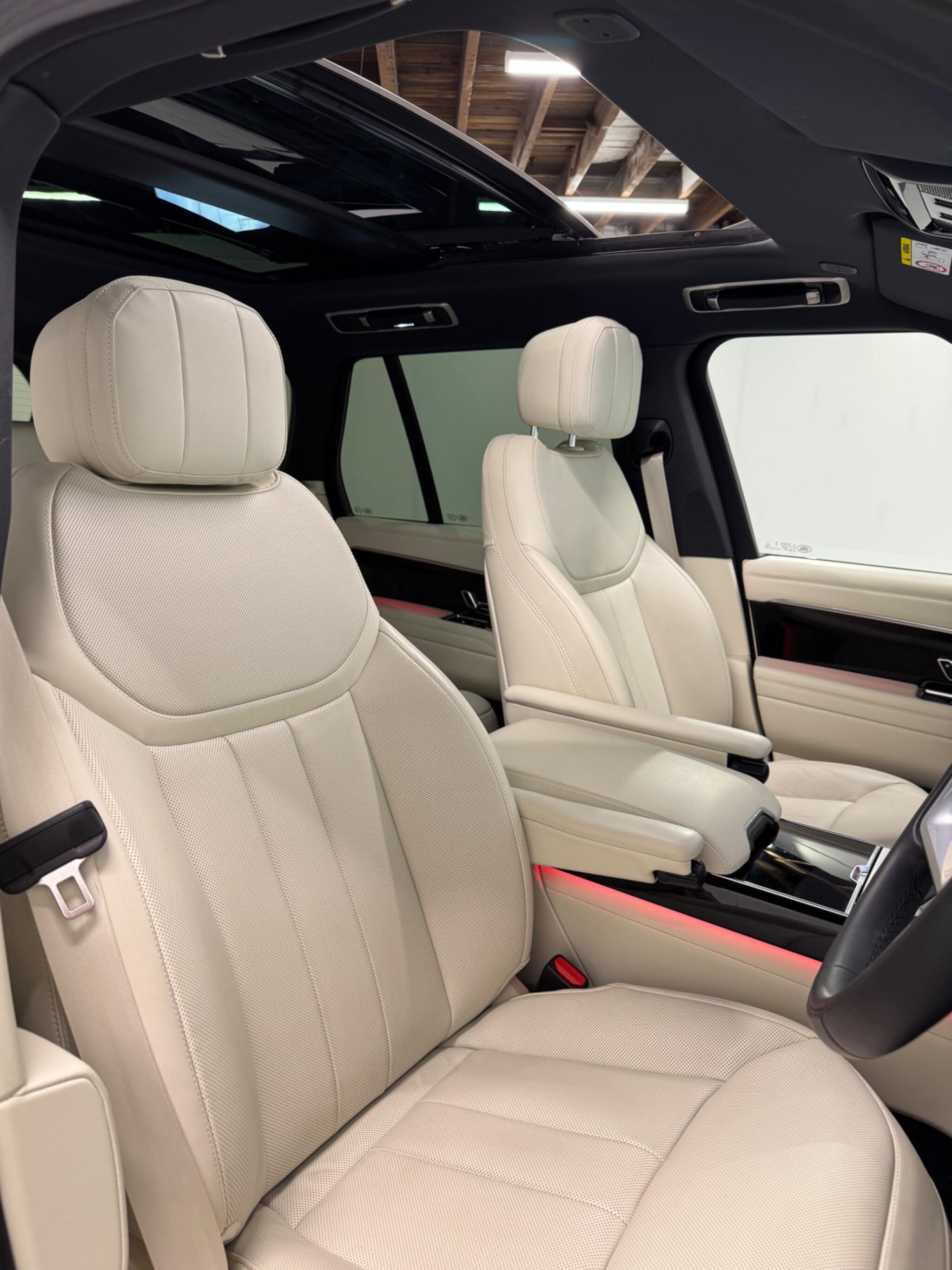 Land Rover Range Rover view 9