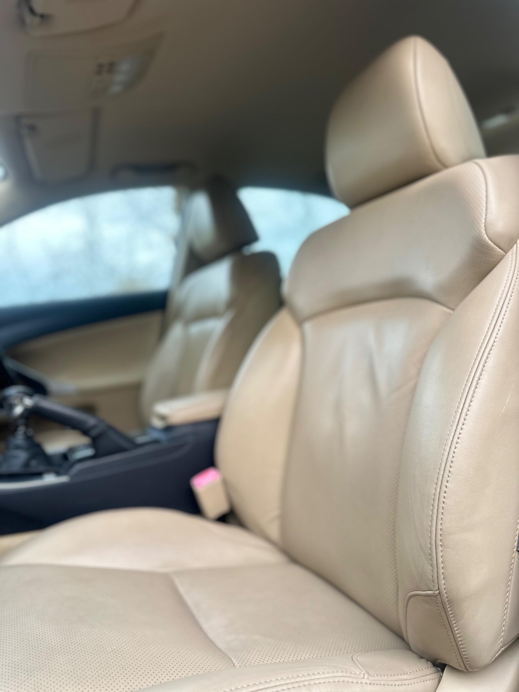 2008 Lexus IS image 13