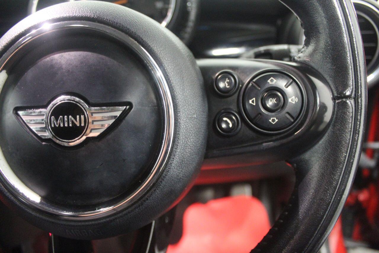 Mini Hatch view 45