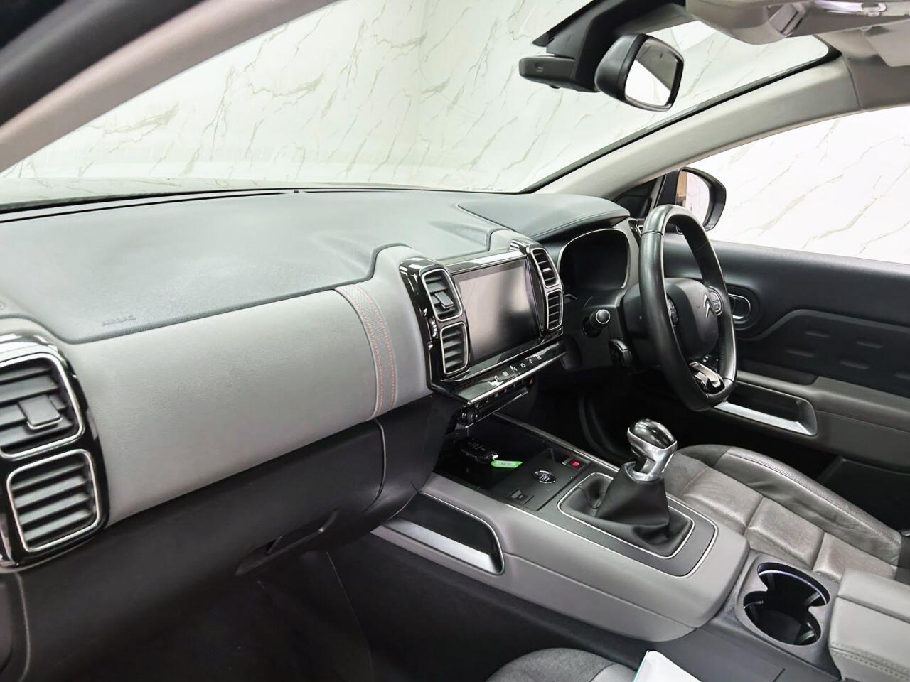Citroen C5 Aircross view 15