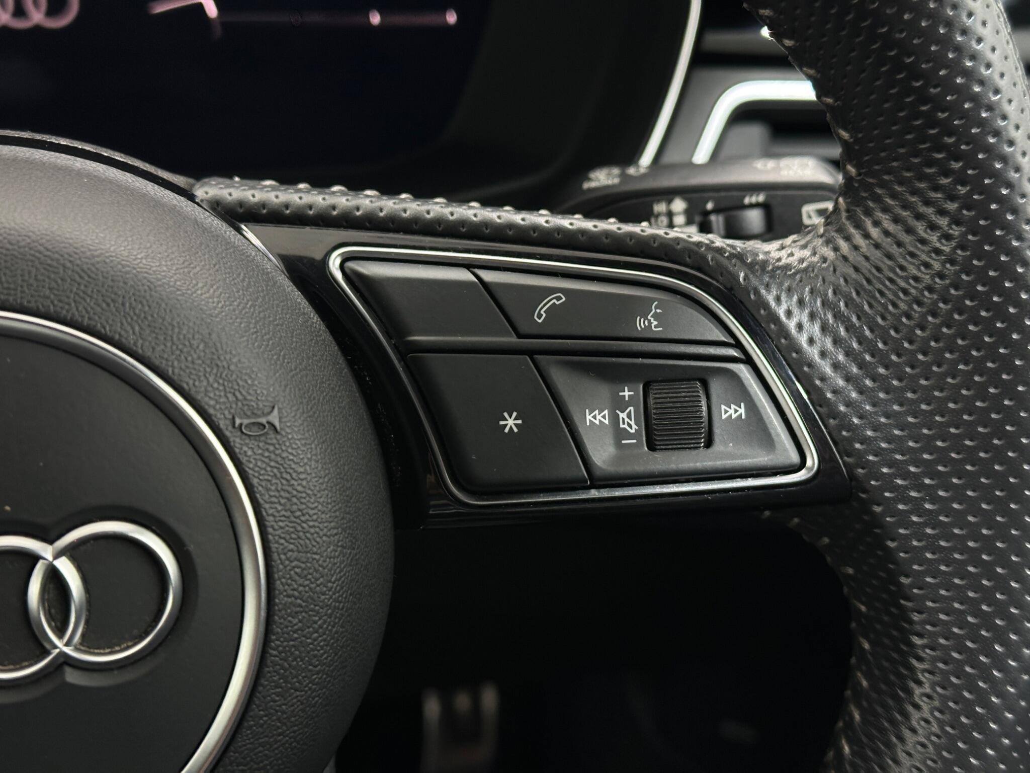 Audi A4 view 16
