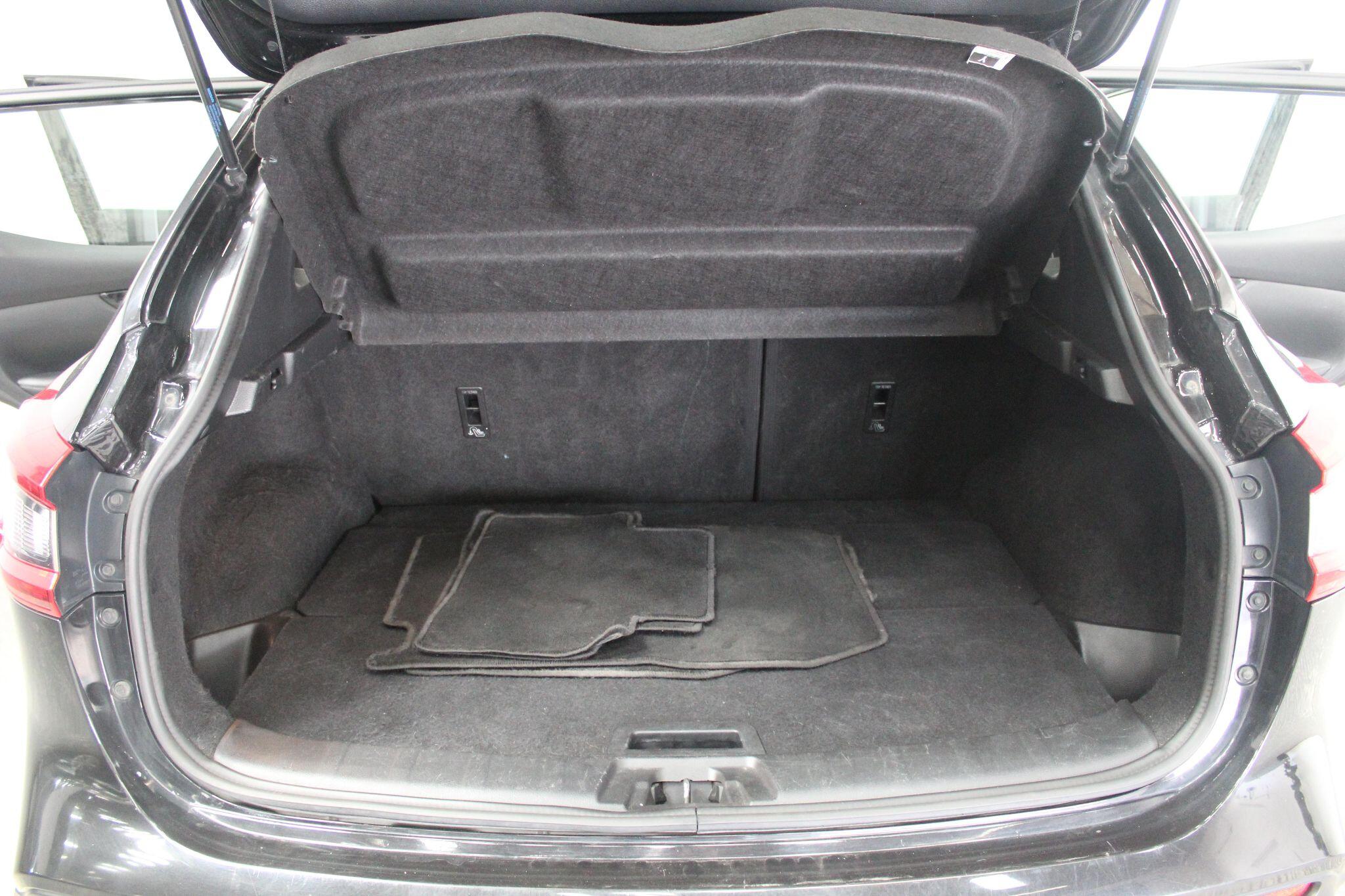 Nissan Qashqai view 23