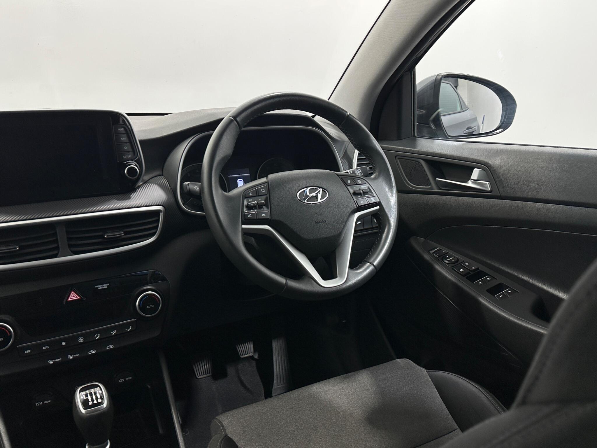Hyundai Tucson view 12