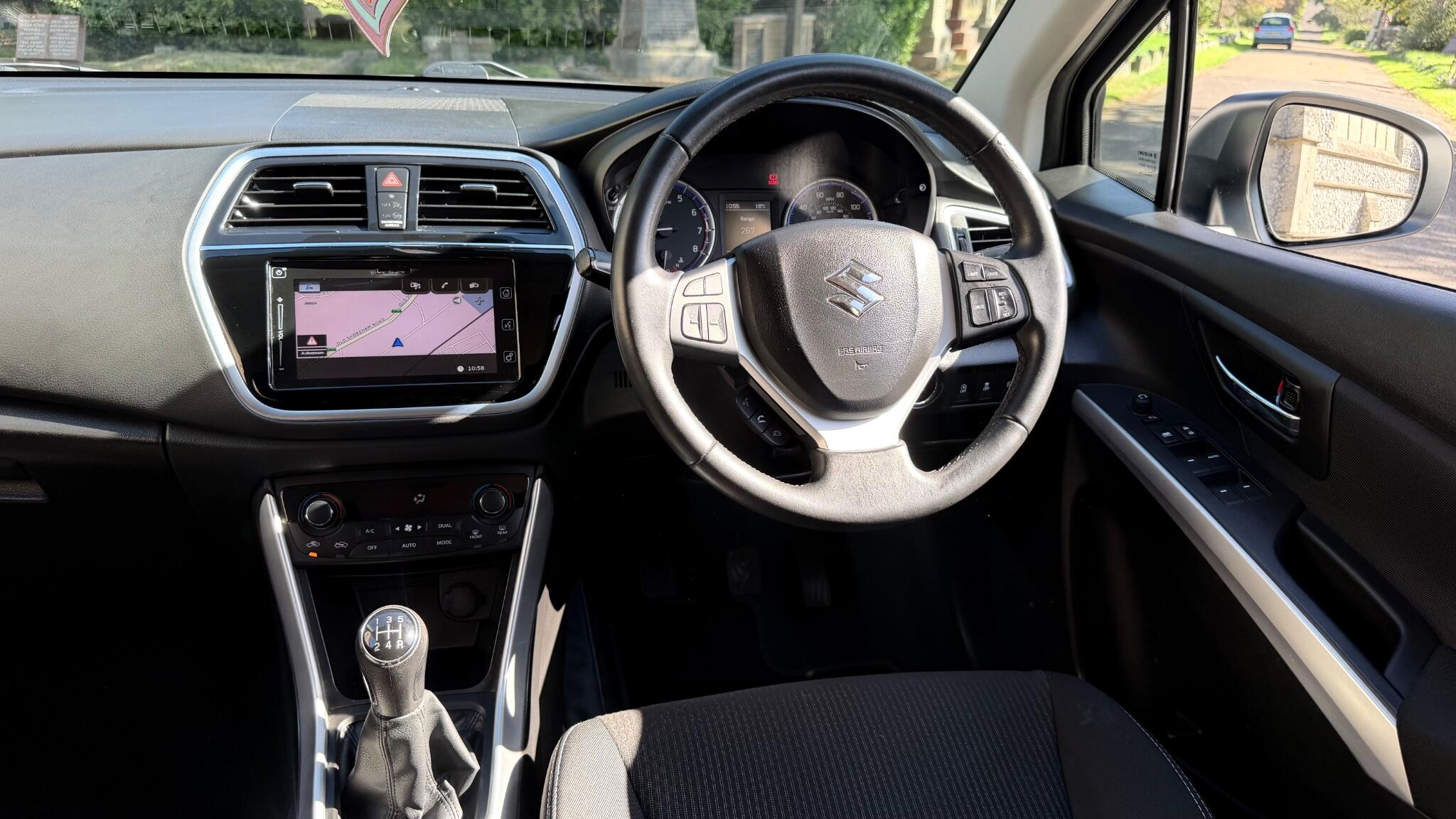 Suzuki SX4 S-Cross view 22