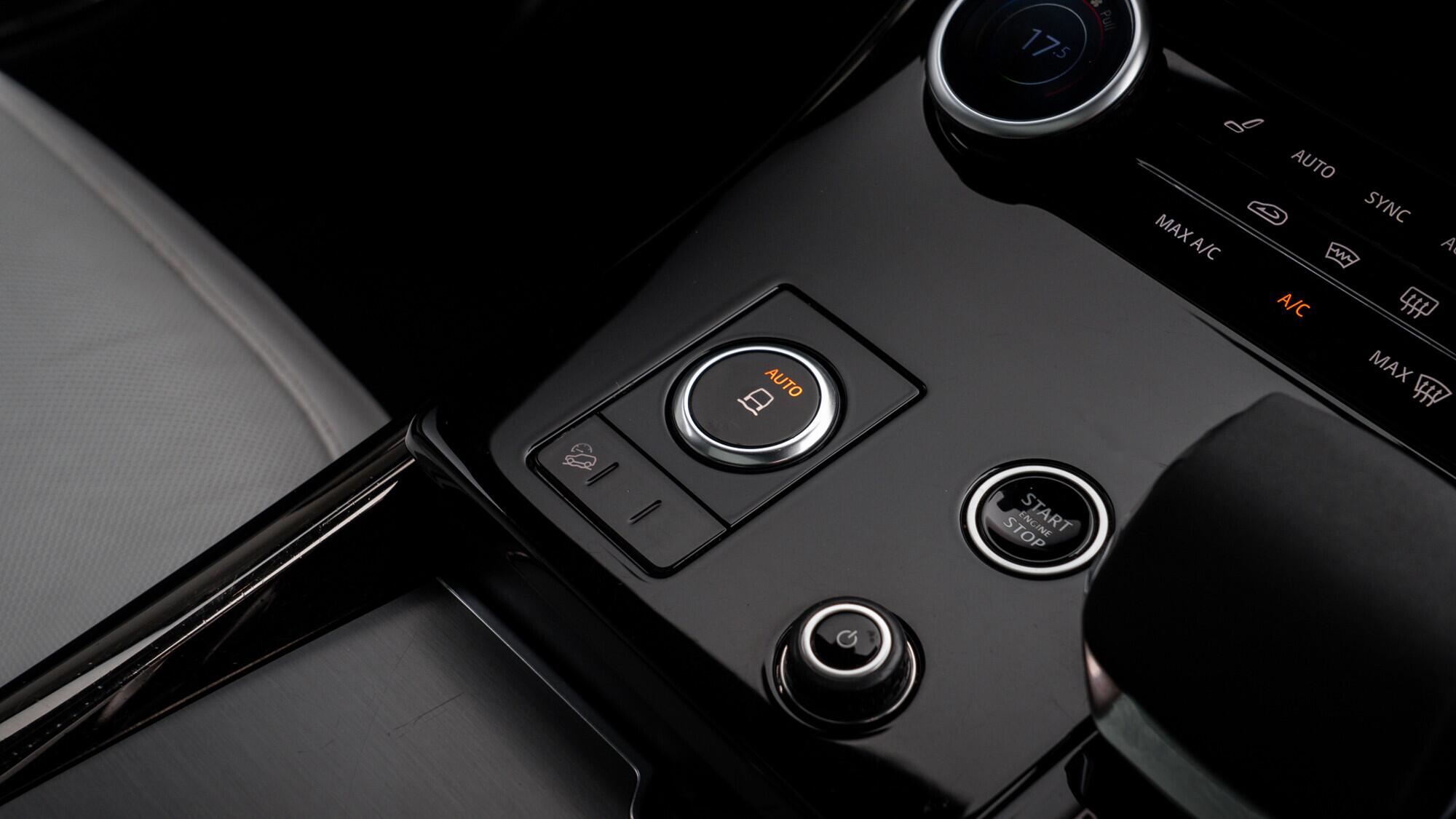 Land Rover Range Rover Sport view 41