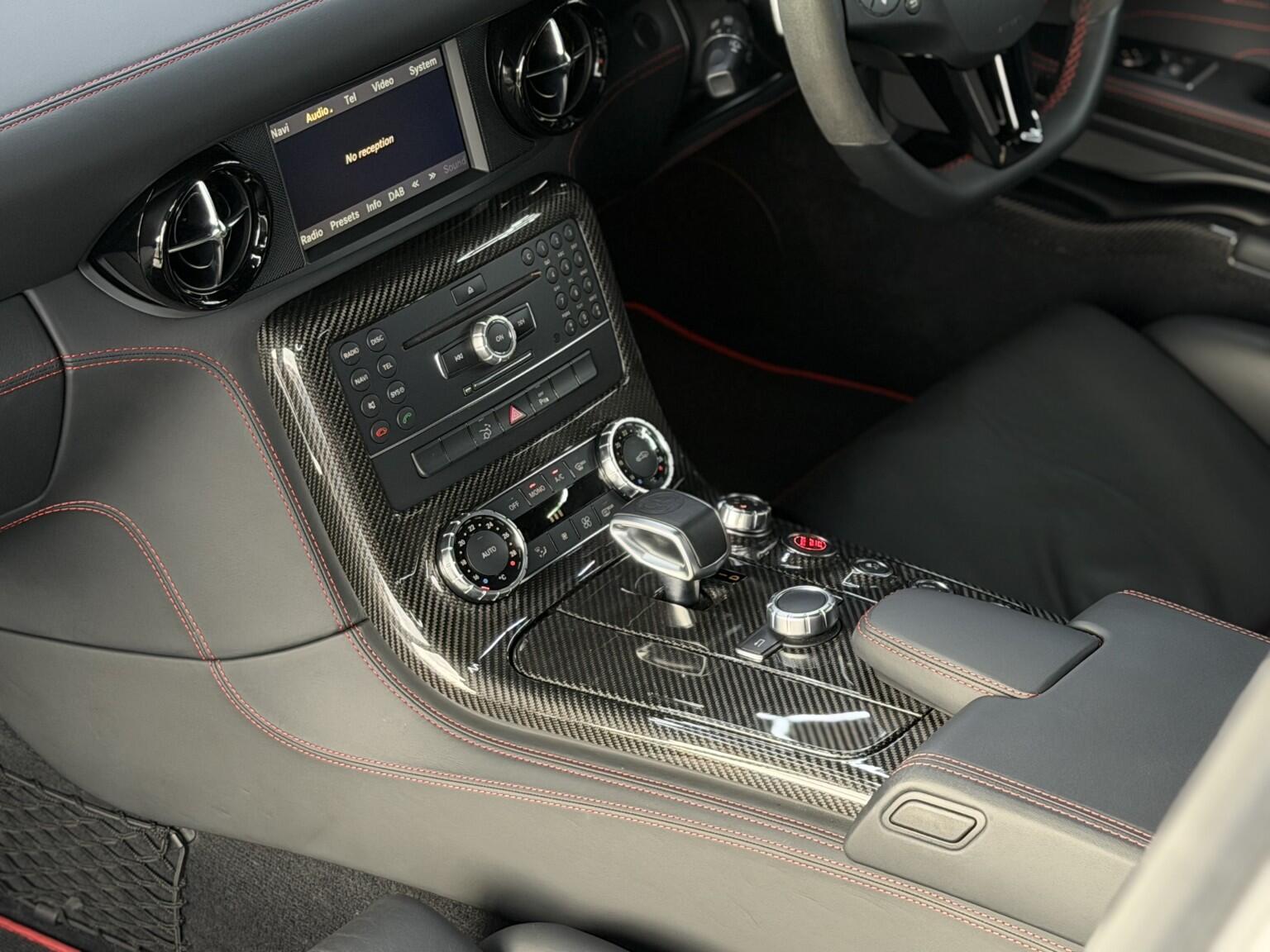 Mercedes-Benz Amg GT view 62