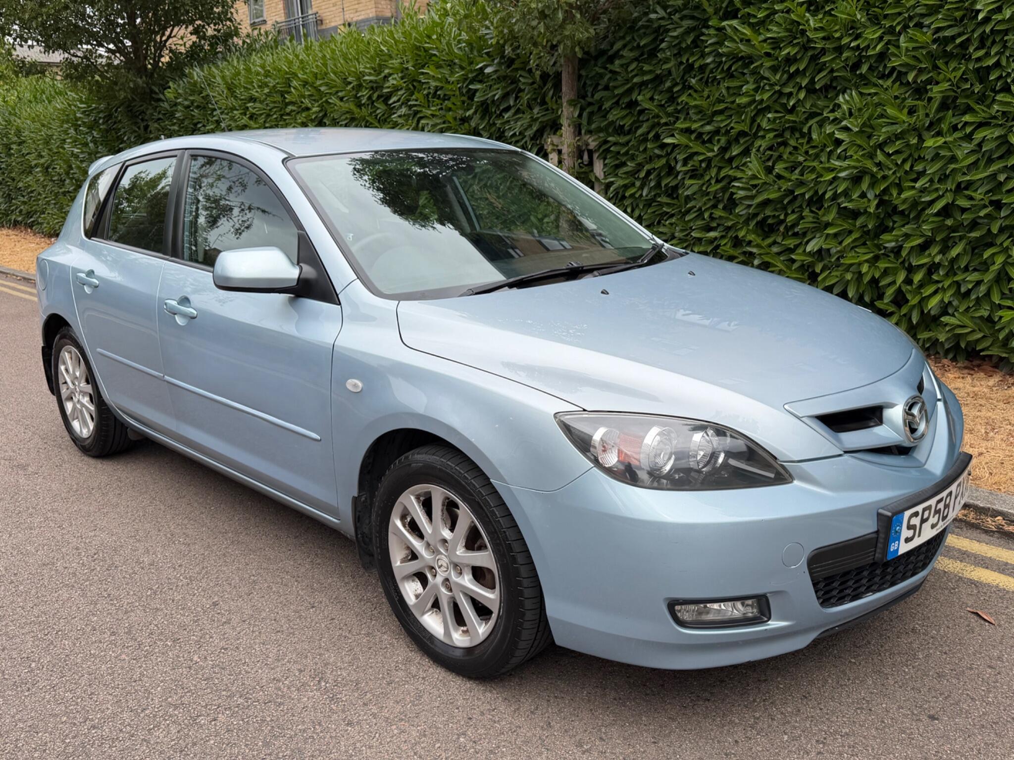Mazda Mazda3 view 6