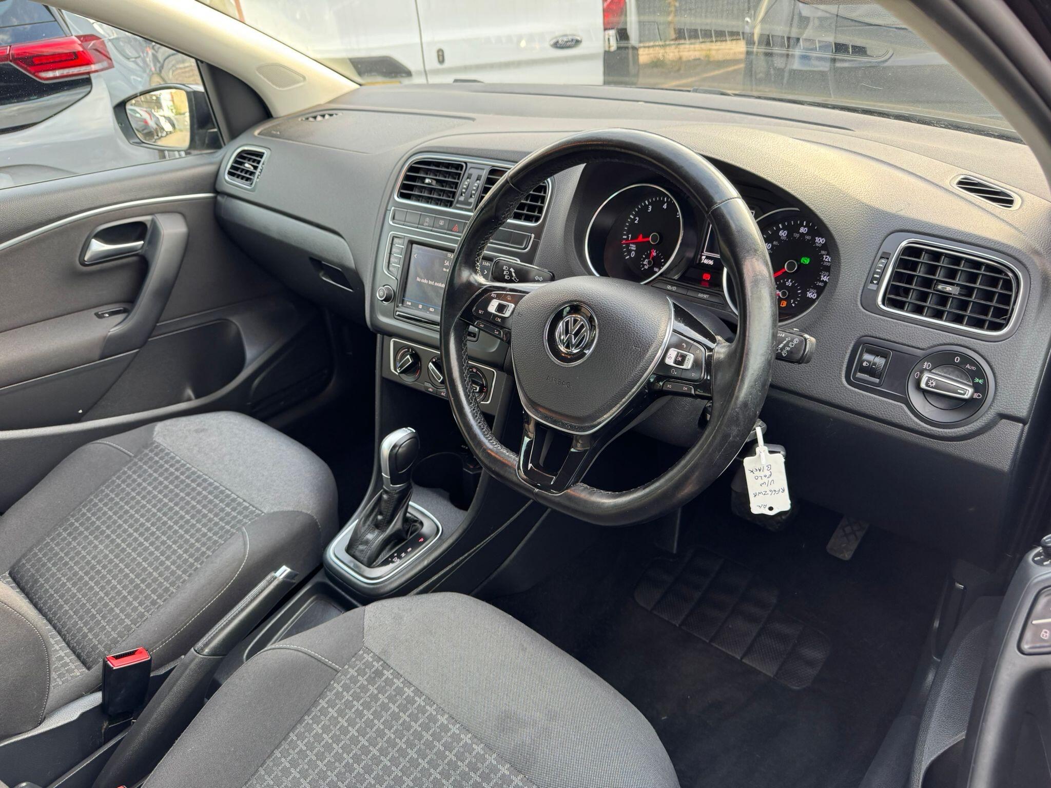 Volkswagen Polo view 33