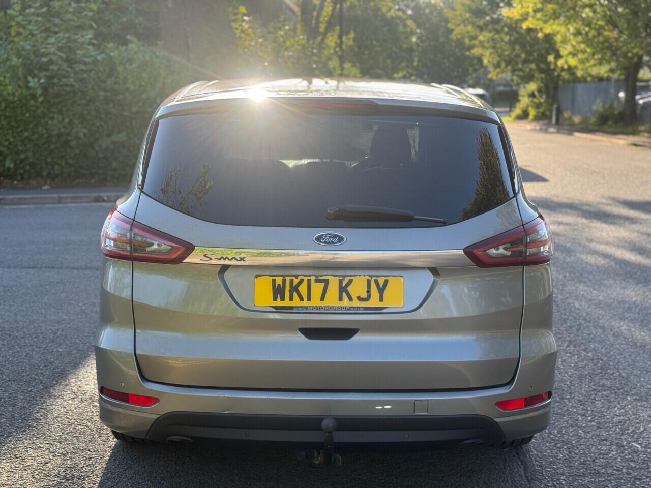 Ford S-Max view 6