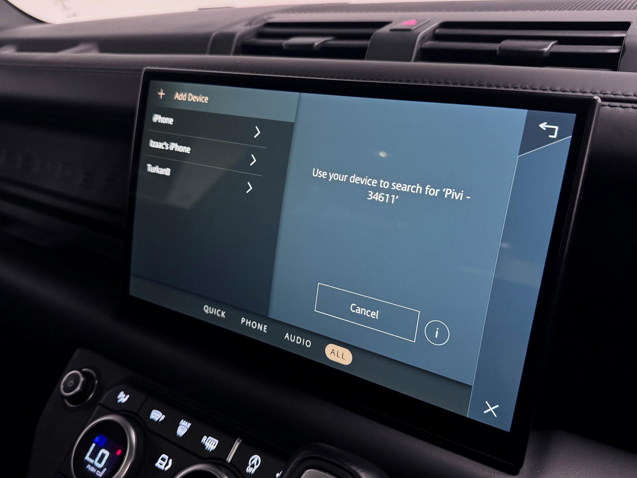Land Rover Defender view 46