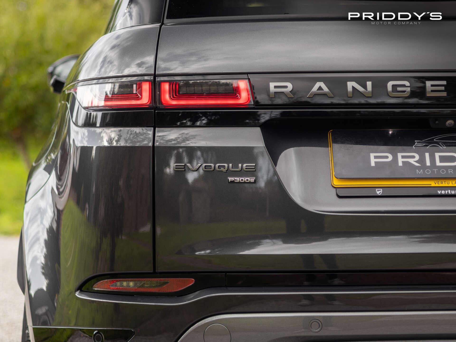 Land Rover Range Rover Evoque view 15