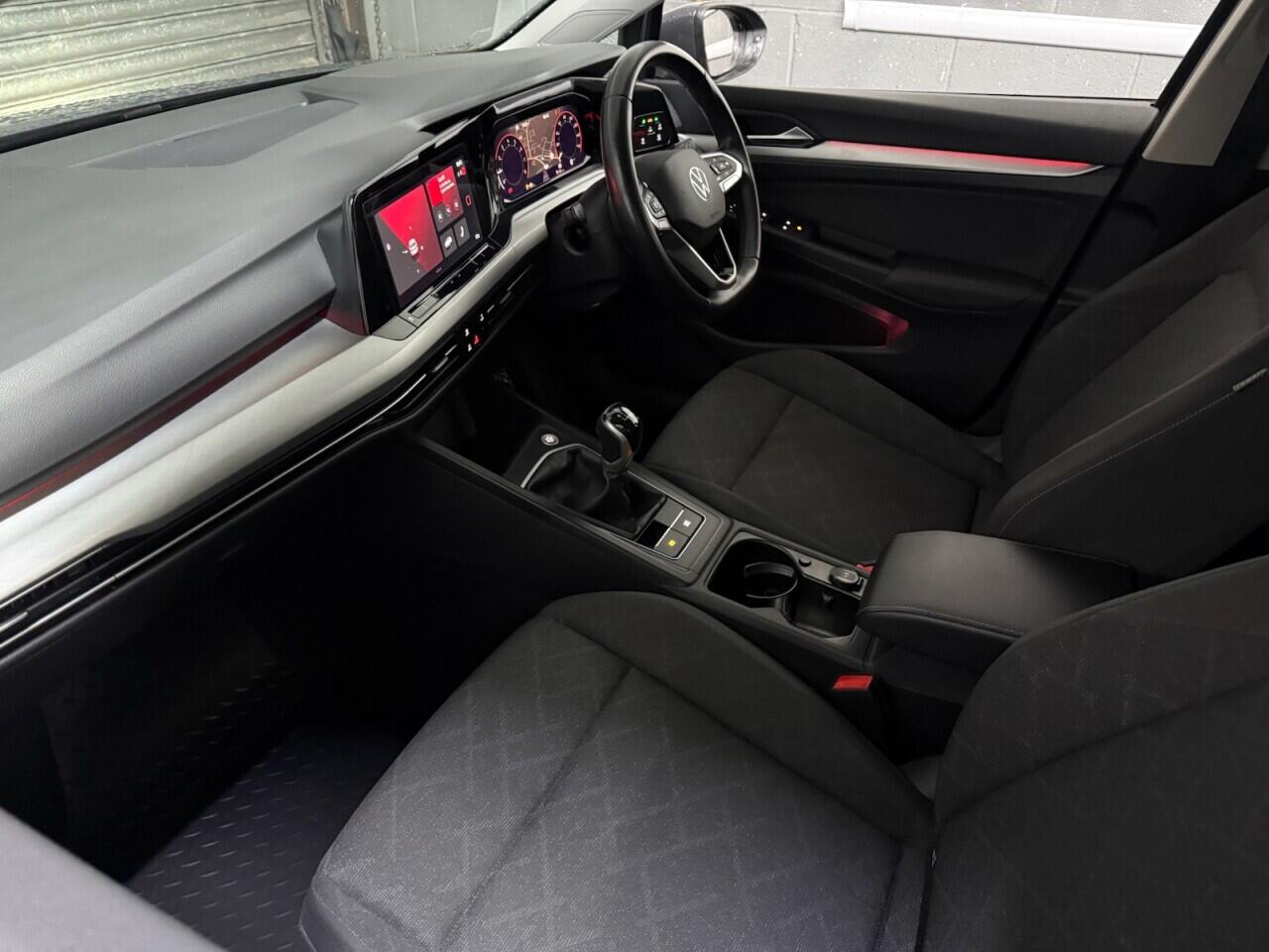 Volkswagen Golf view 2
