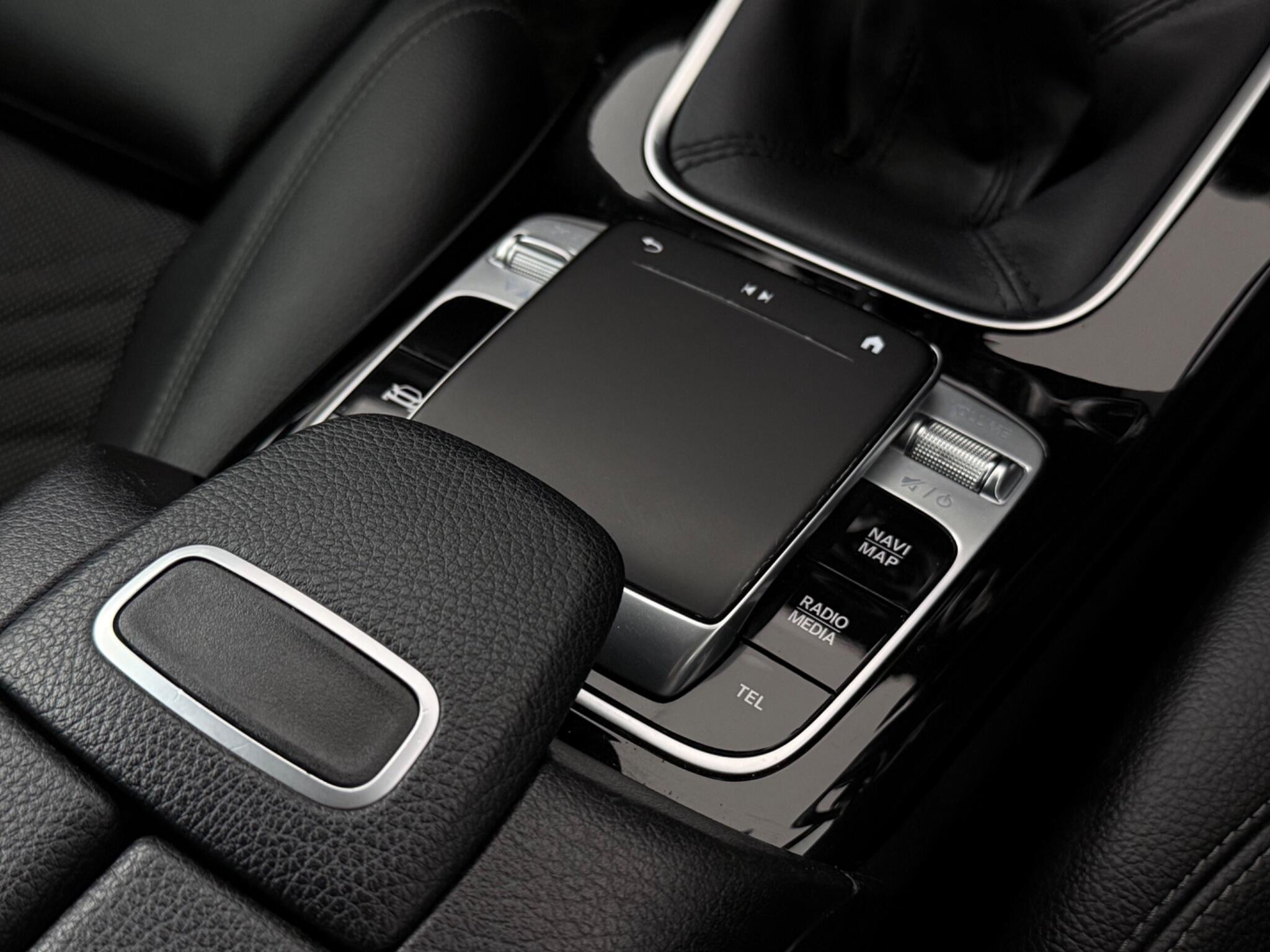 Mercedes-Benz A-Class view 21