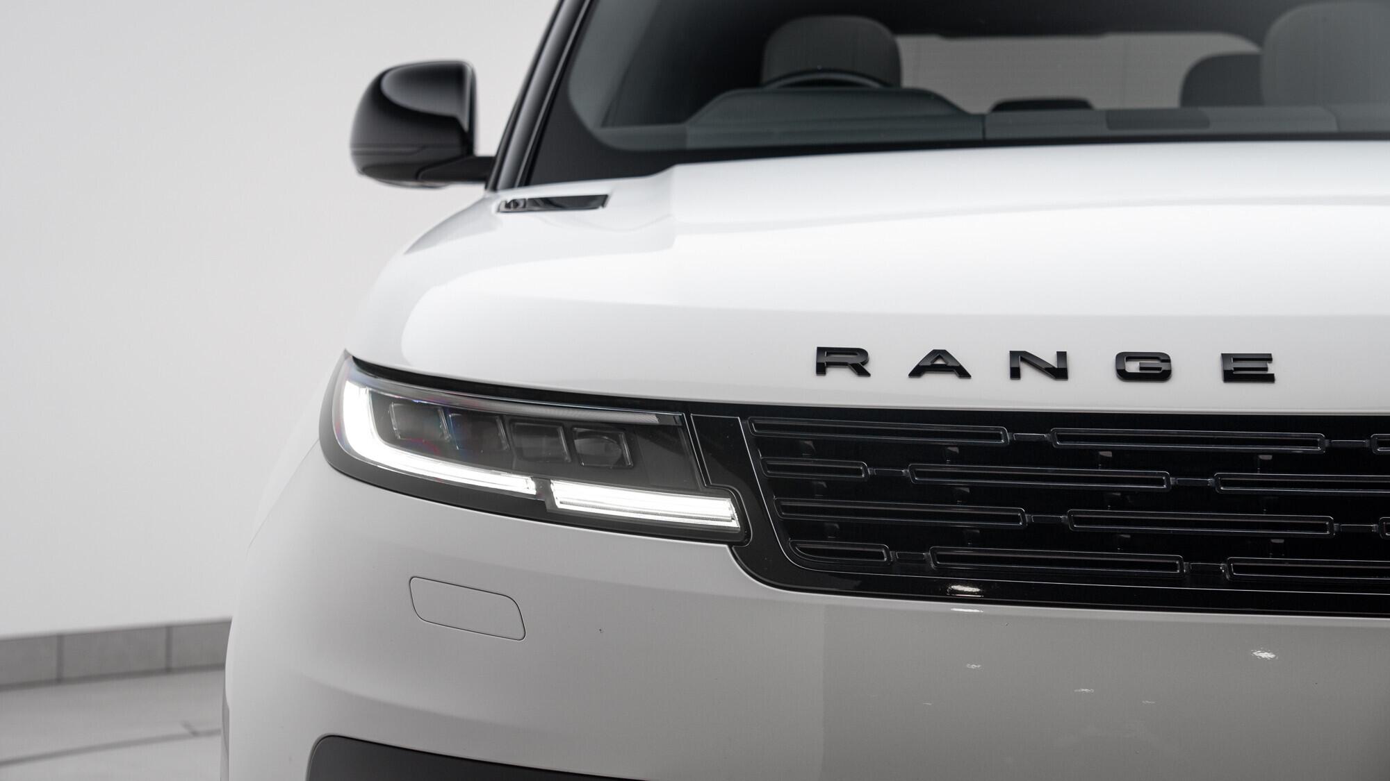 Land Rover Range Rover Sport view 8