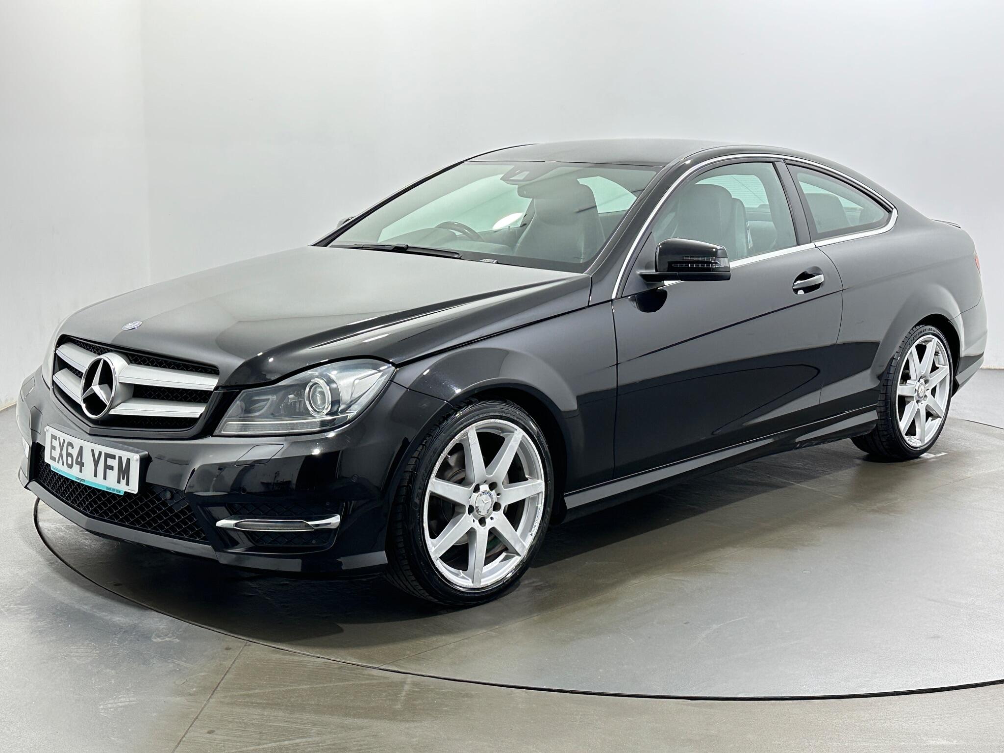 Mercedes-Benz C-Class view 4
