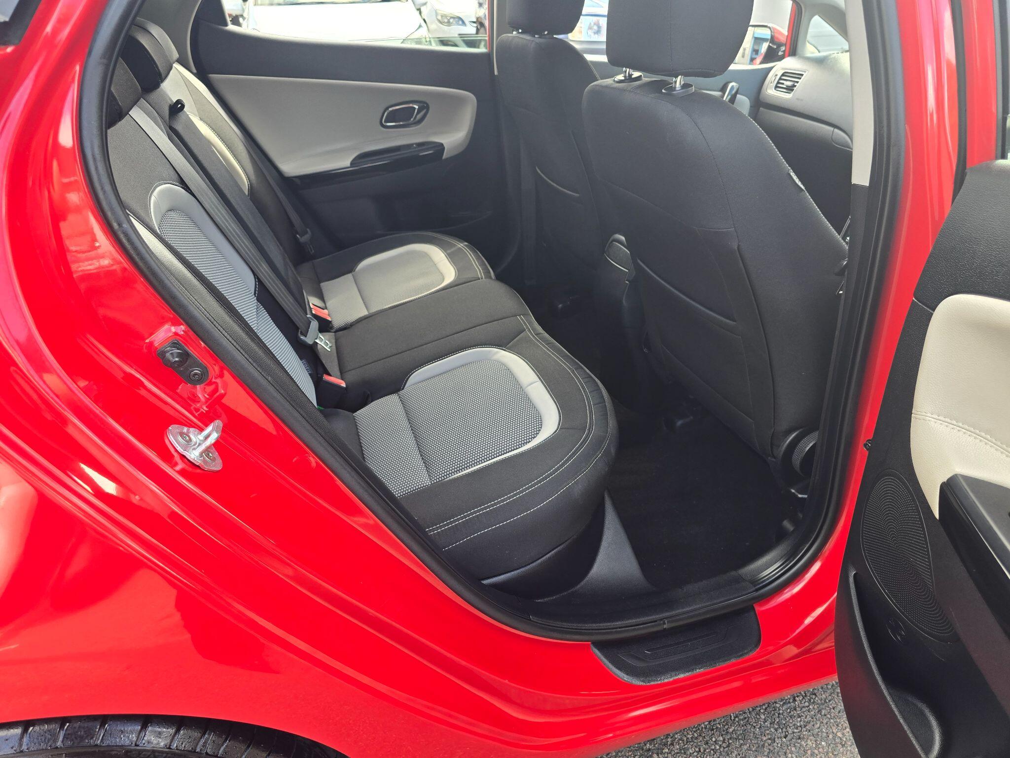 Kia Ceed view 52