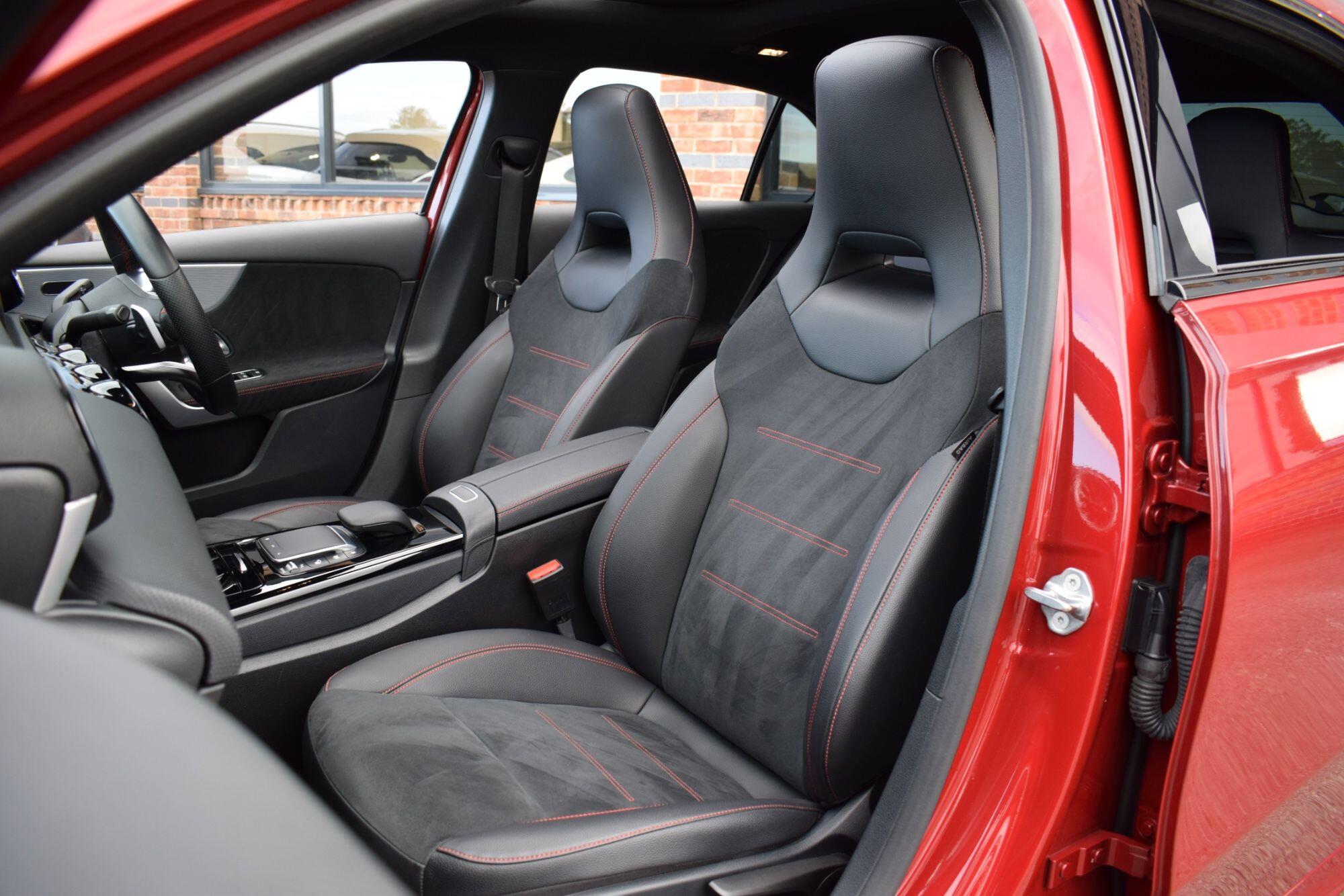 Mercedes-Benz A-Class view 33
