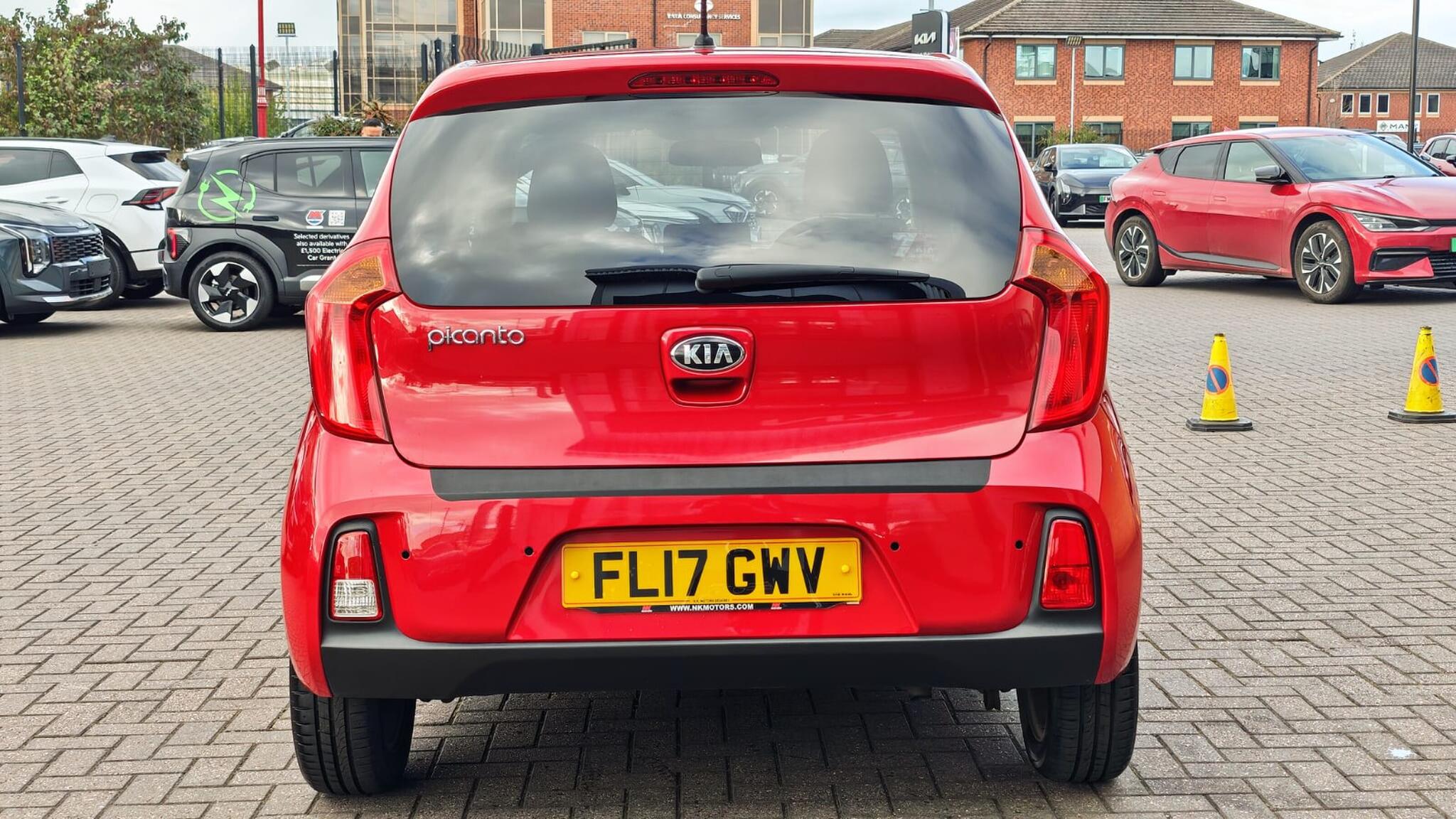 Kia Picanto view 6