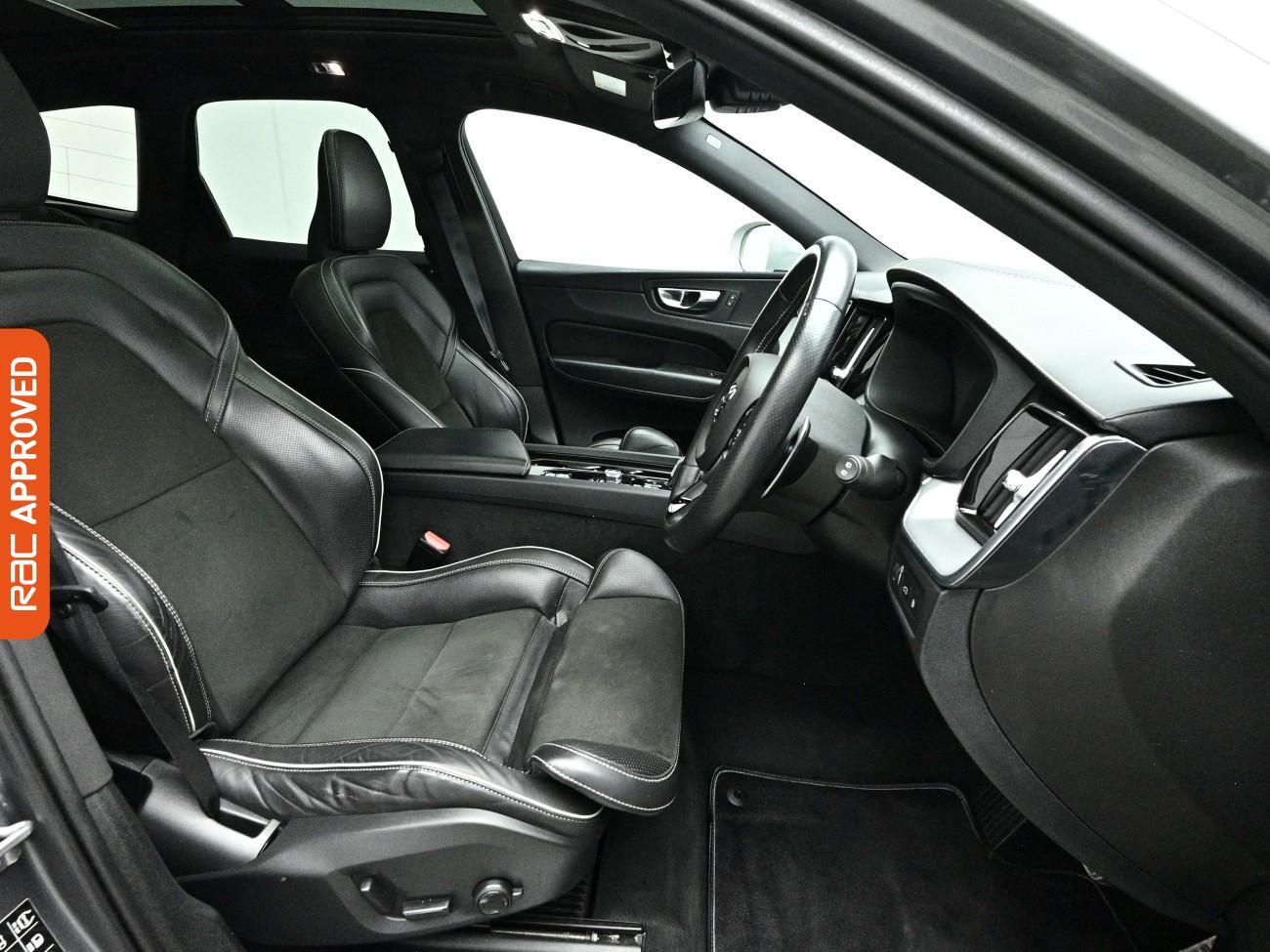 Volvo XC60 view 13