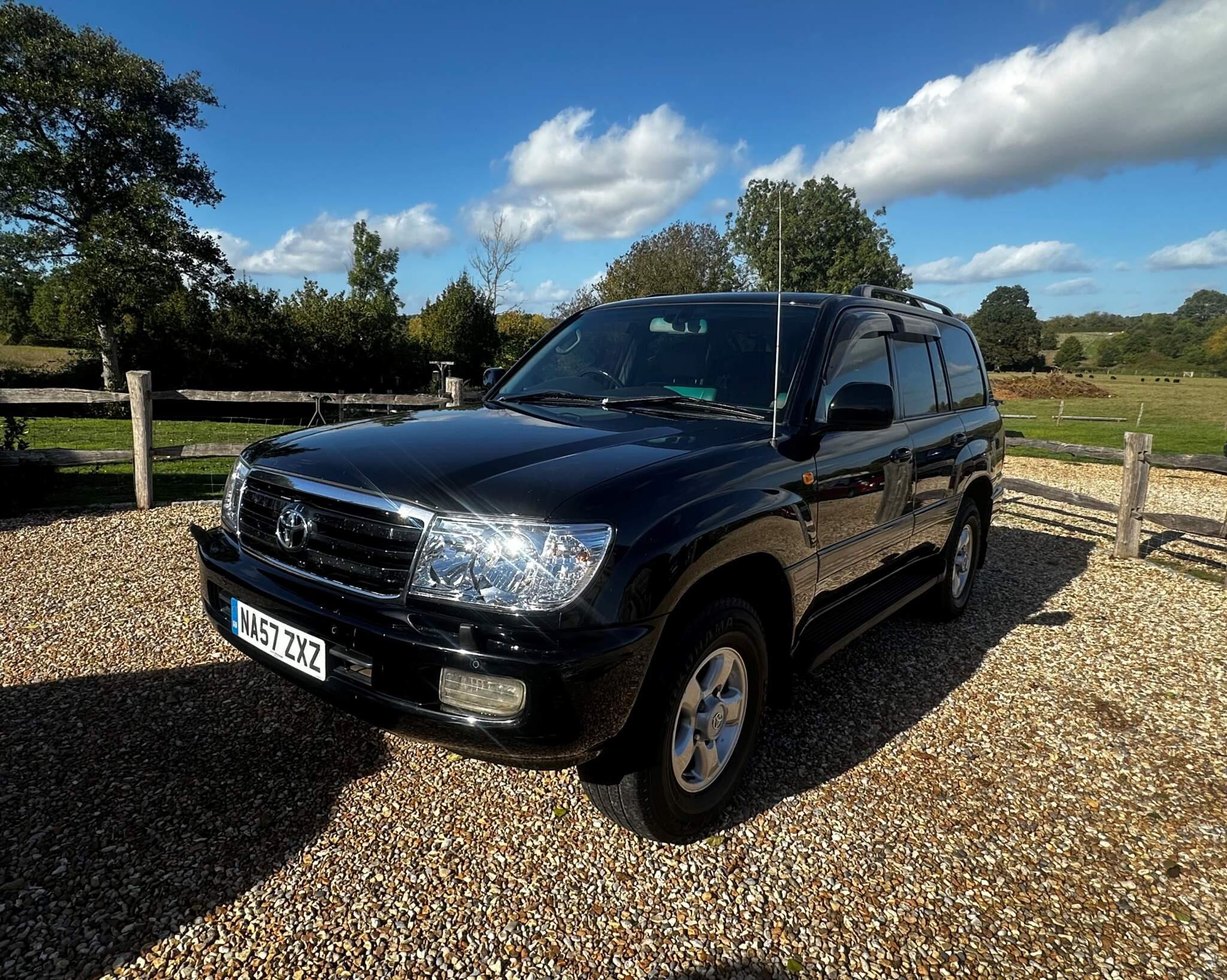 Toyota Land Cruiser Amazon