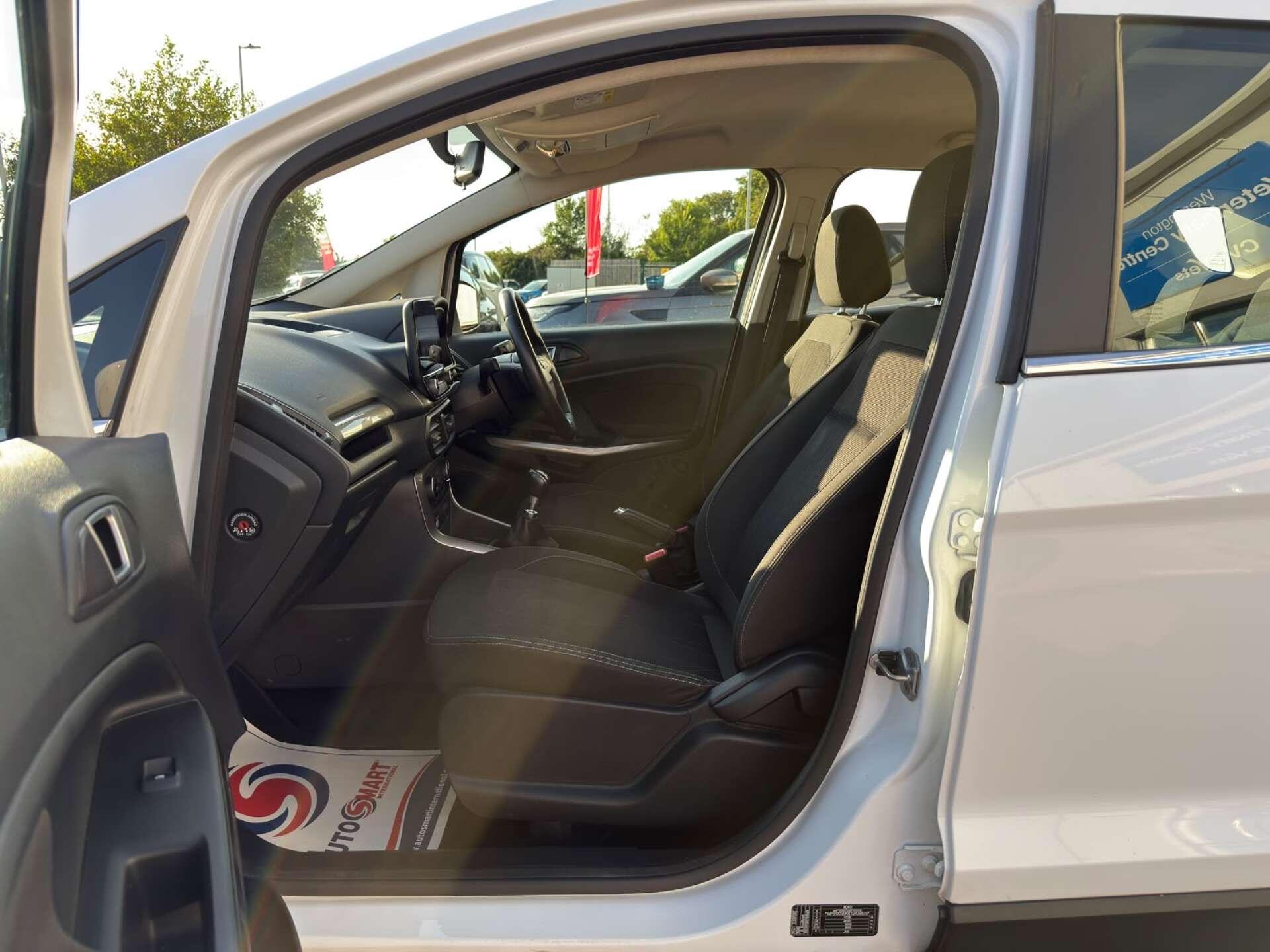 Ford Ecosport view 41