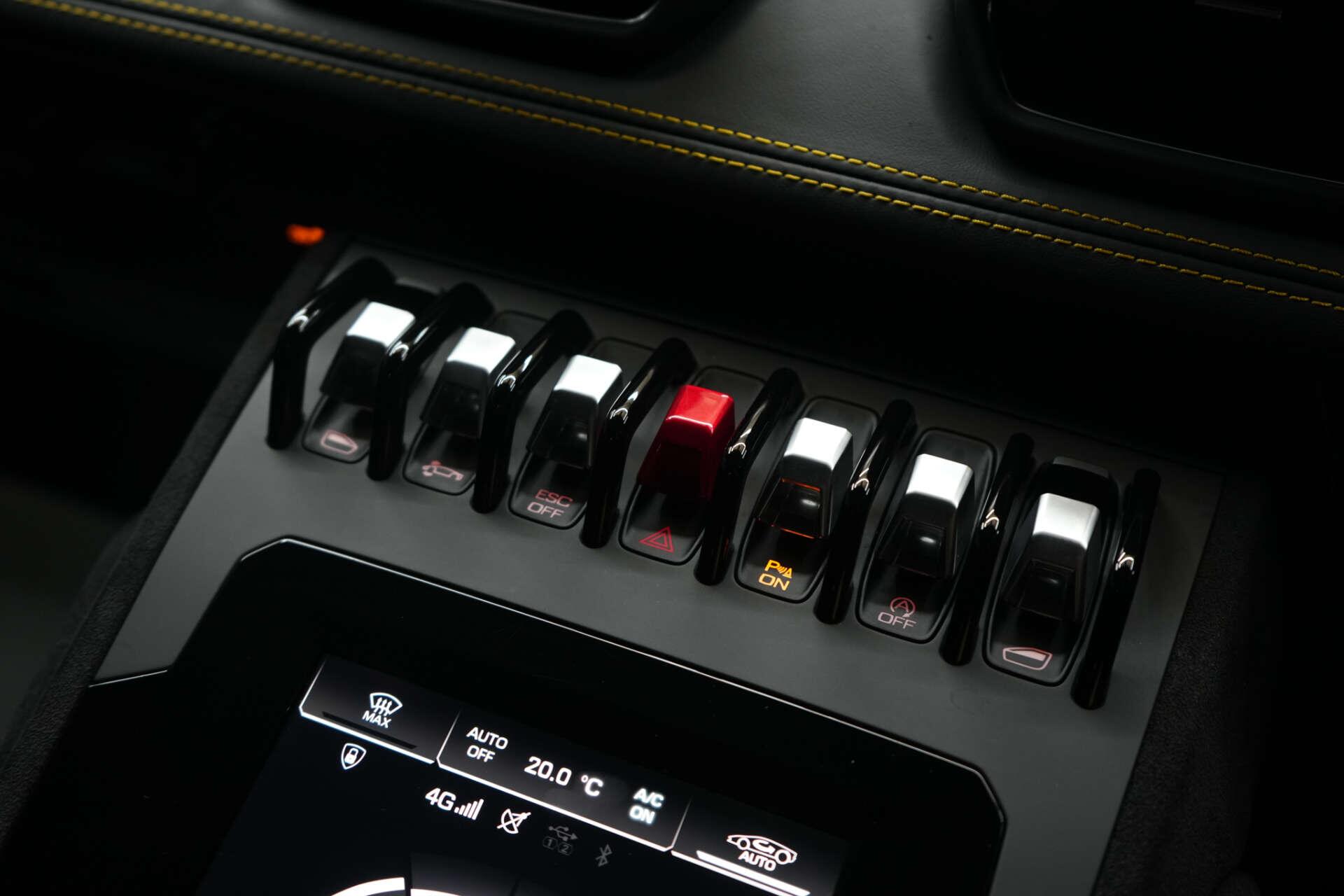 Lamborghini Huracan view 49