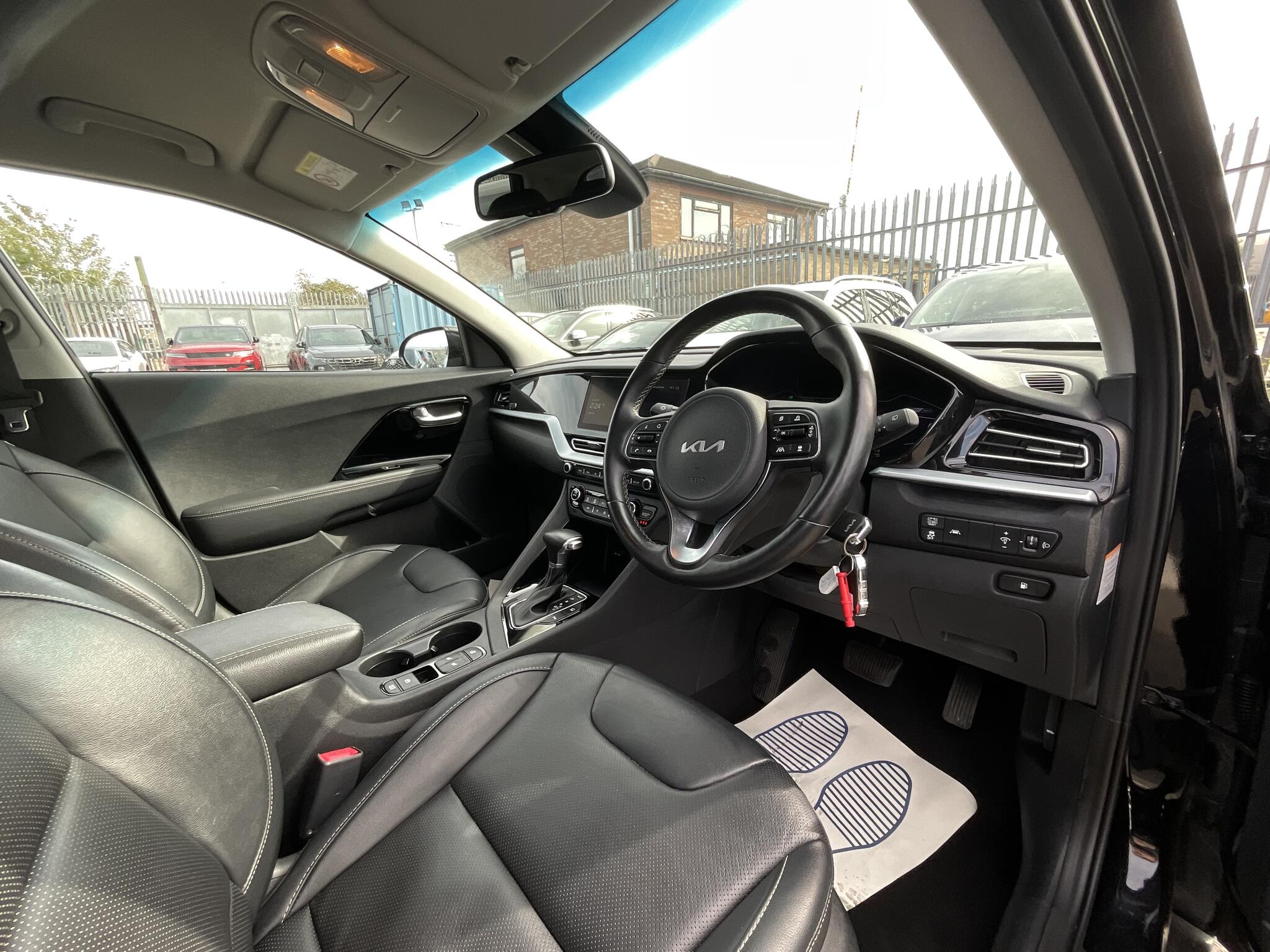 Kia Niro view 7
