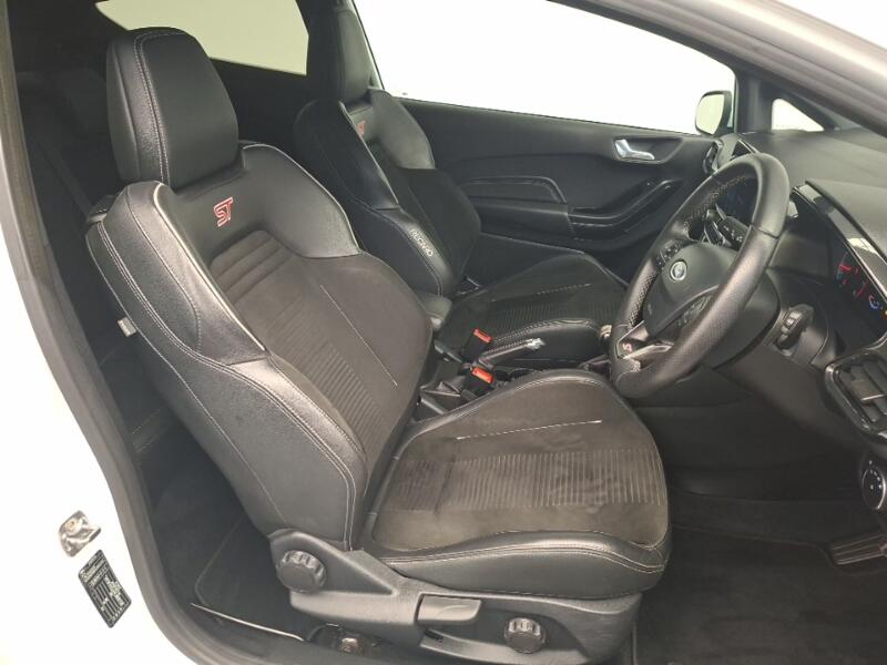 Ford Fiesta view 11