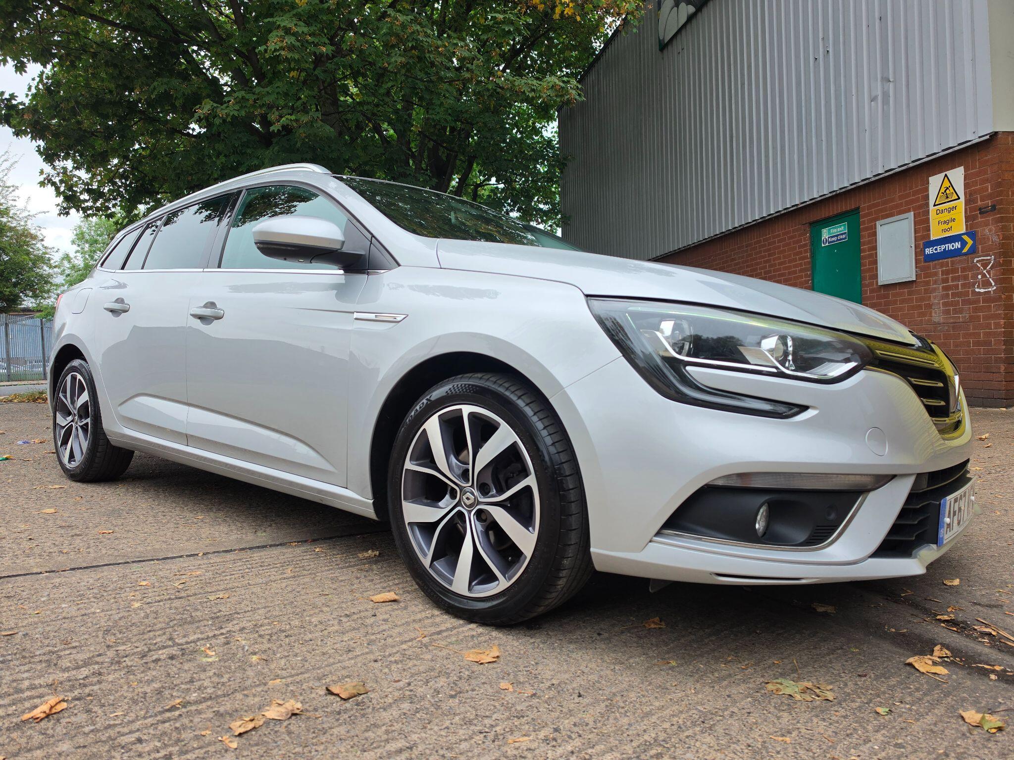 Renault Megane view 3
