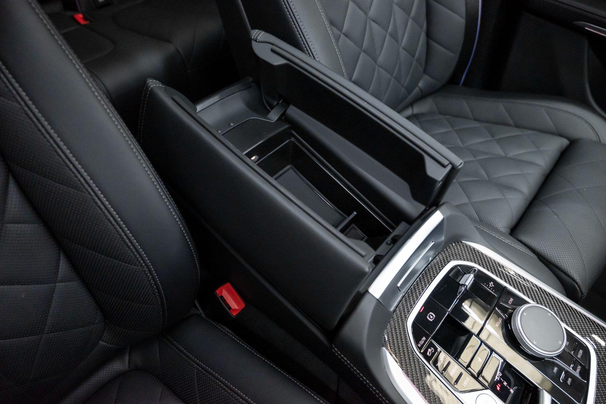 BMW X5 view 14