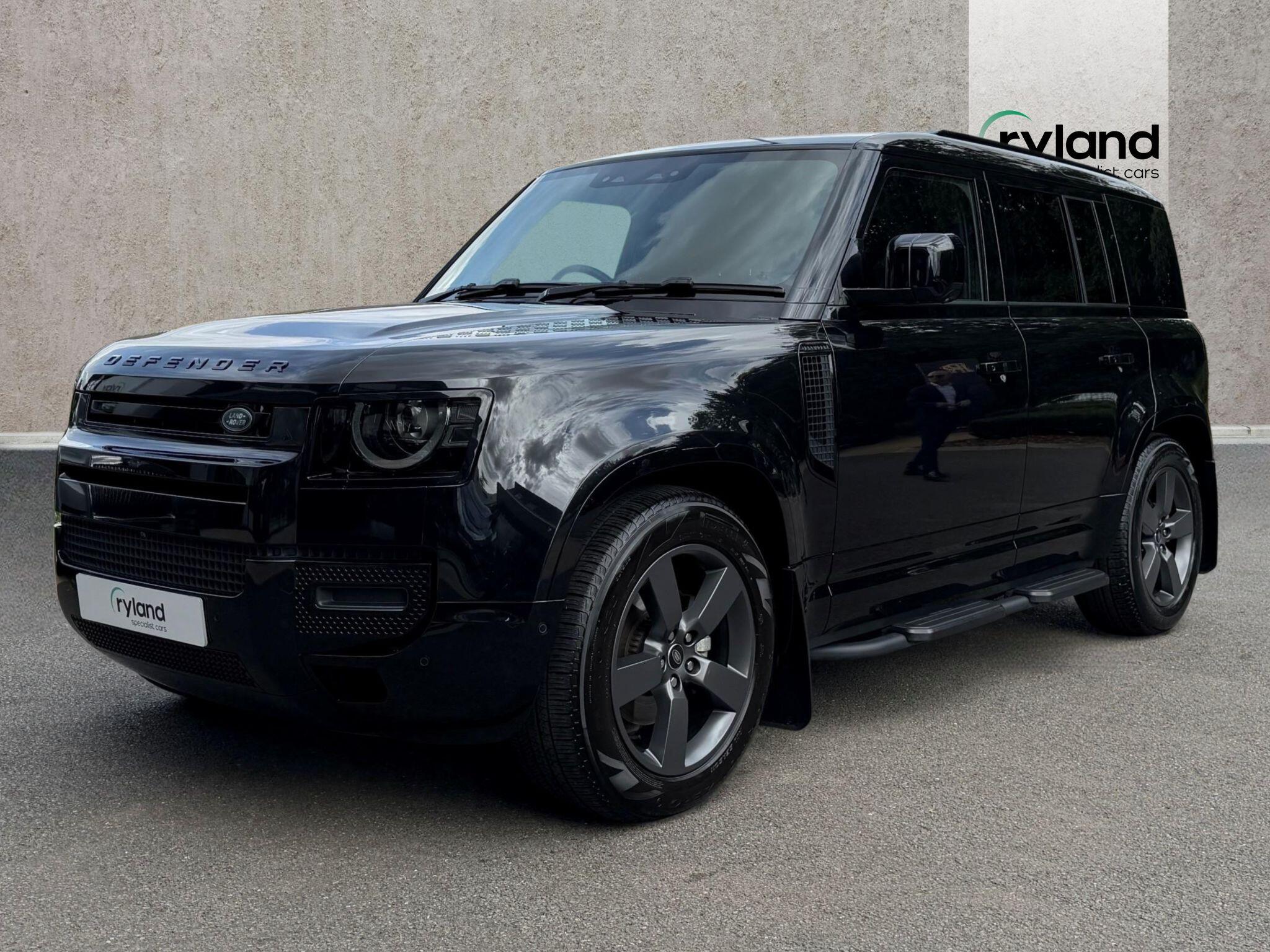 Land Rover Defender 110 view 3