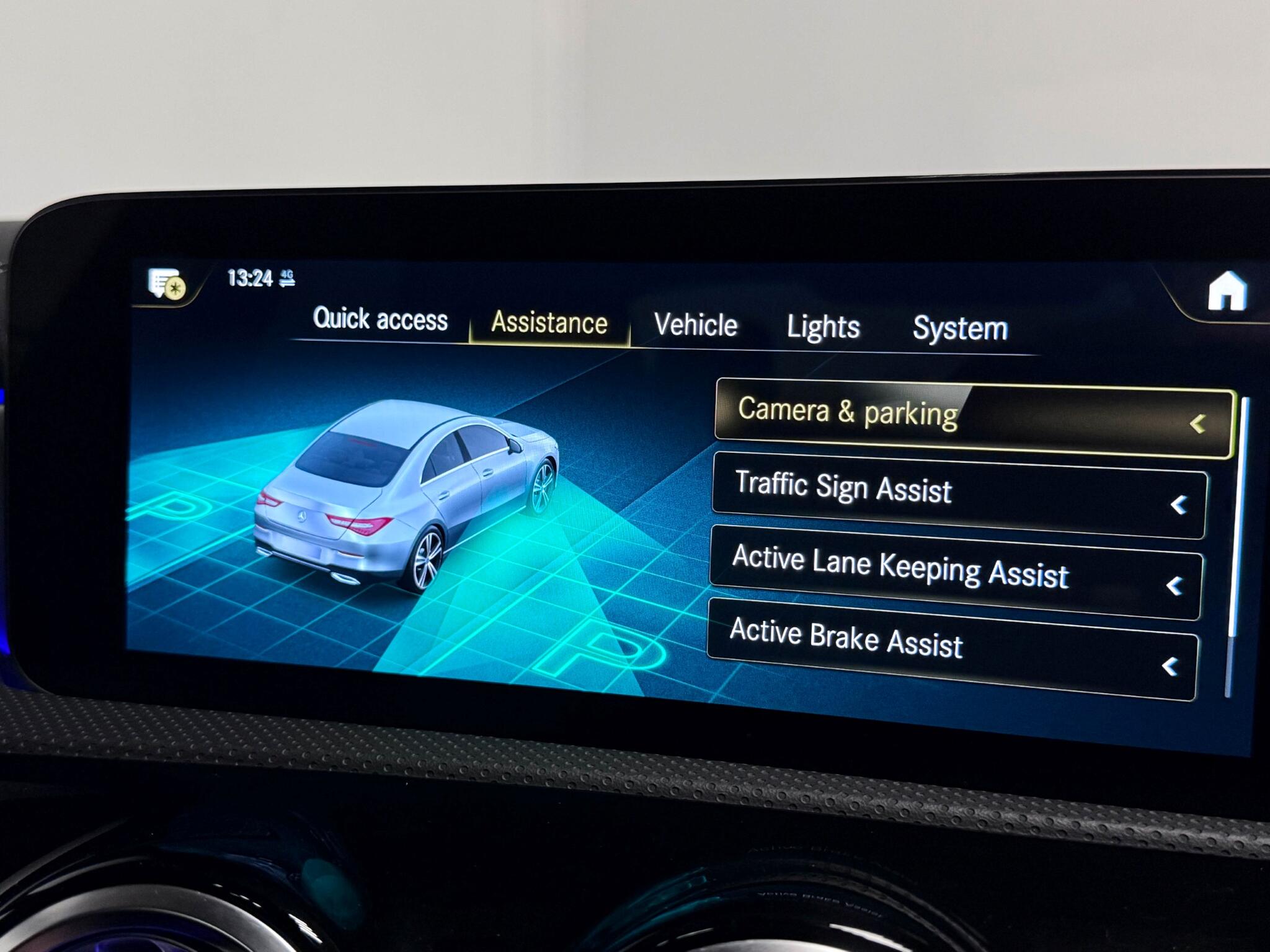 Mercedes-Benz Cla view 46