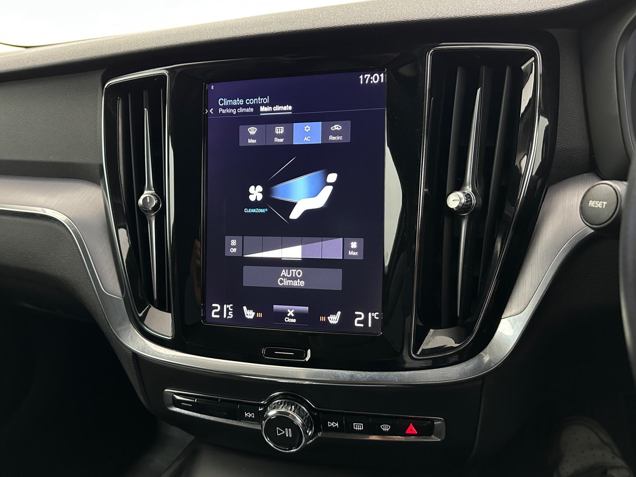 Volvo V60 view 23