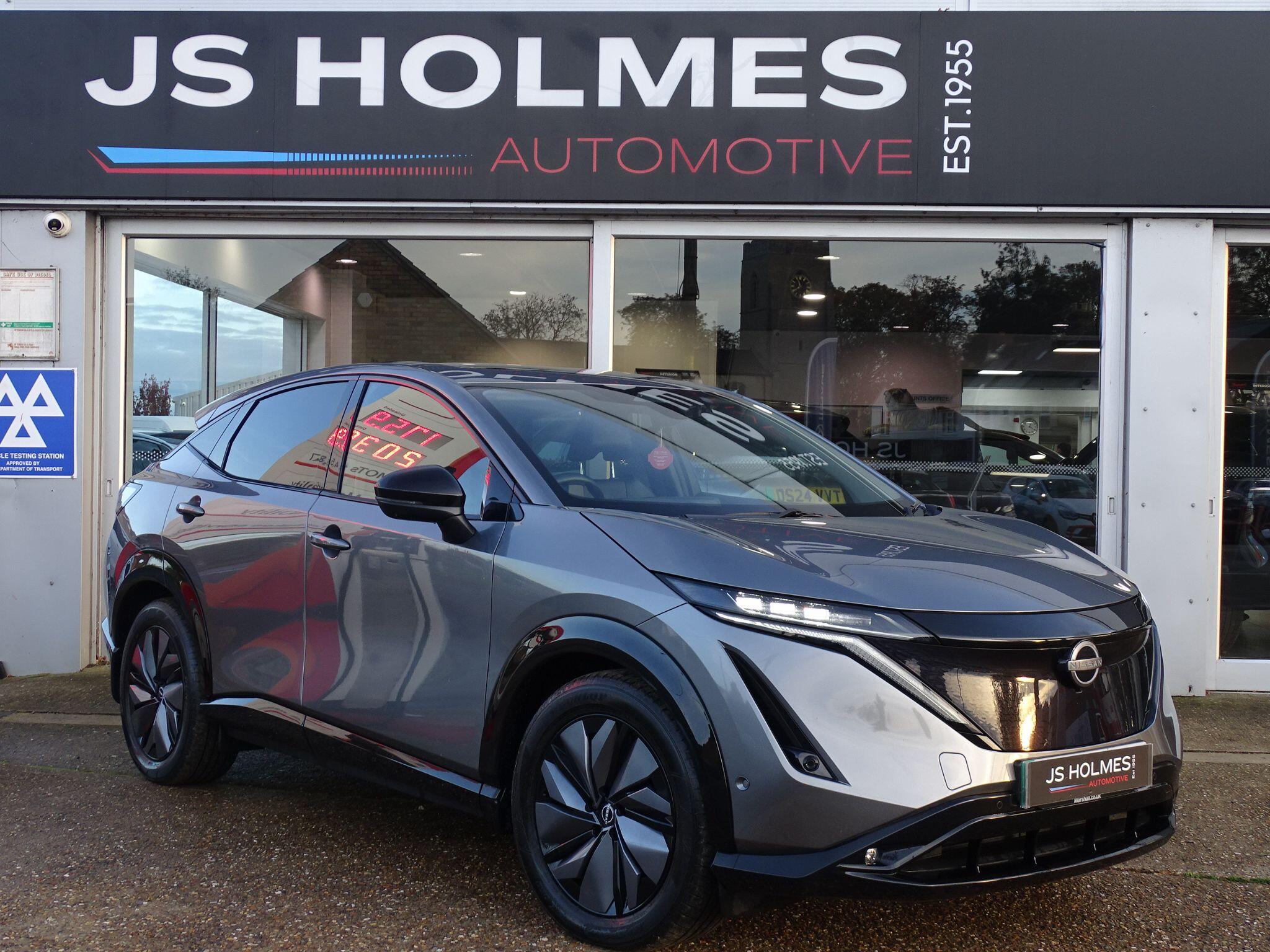 Grey 2023 Nissan Ariya Hatchback All-wheel drive Automatic