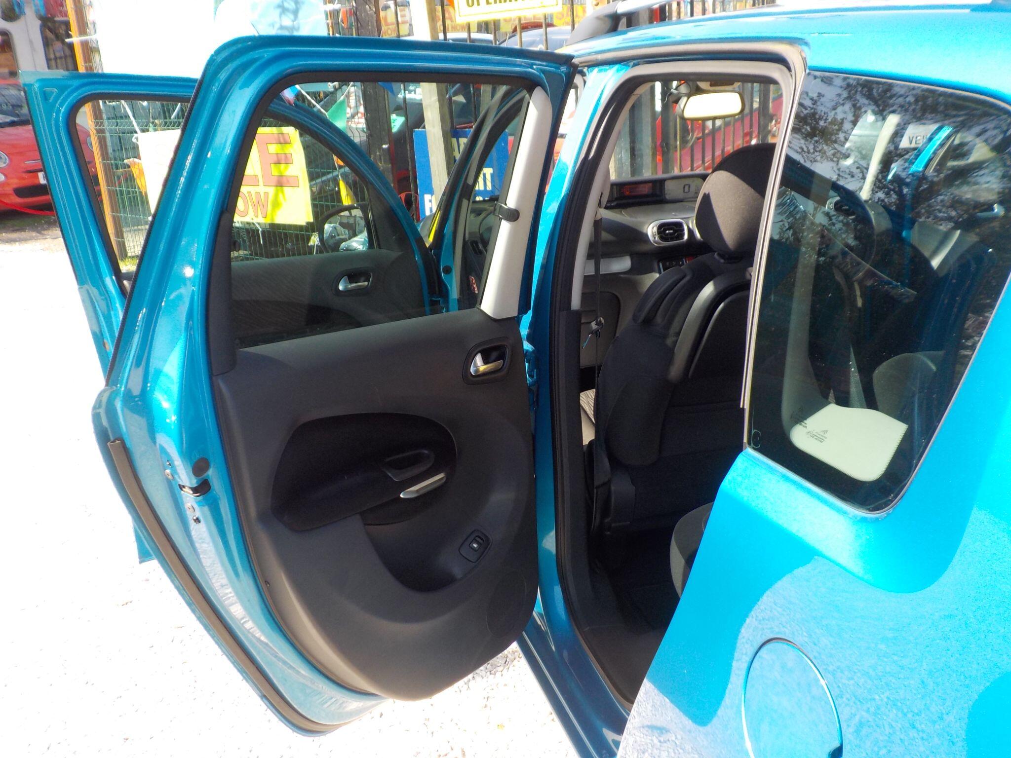 Citroen C3 Picasso 1.6 VTi Exclusive EGS6 Euro 5 5dr