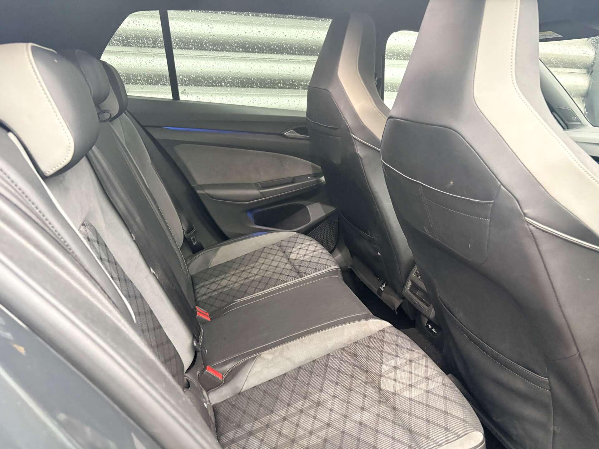Volkswagen Golf view 28