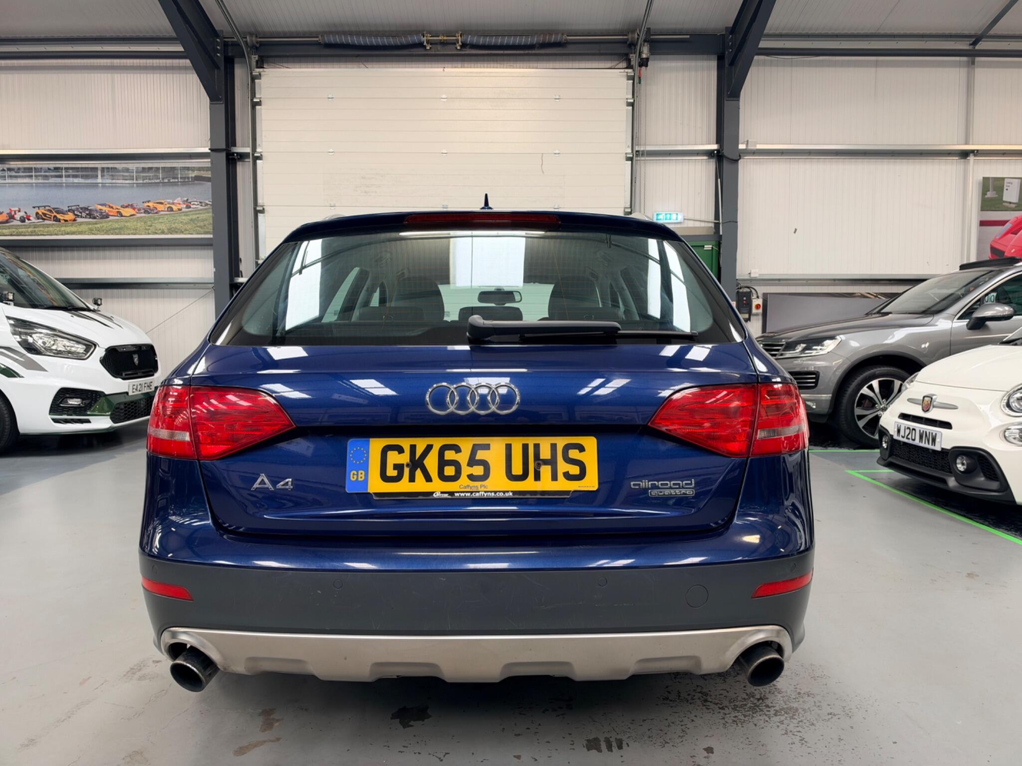 Audi A4 view 16