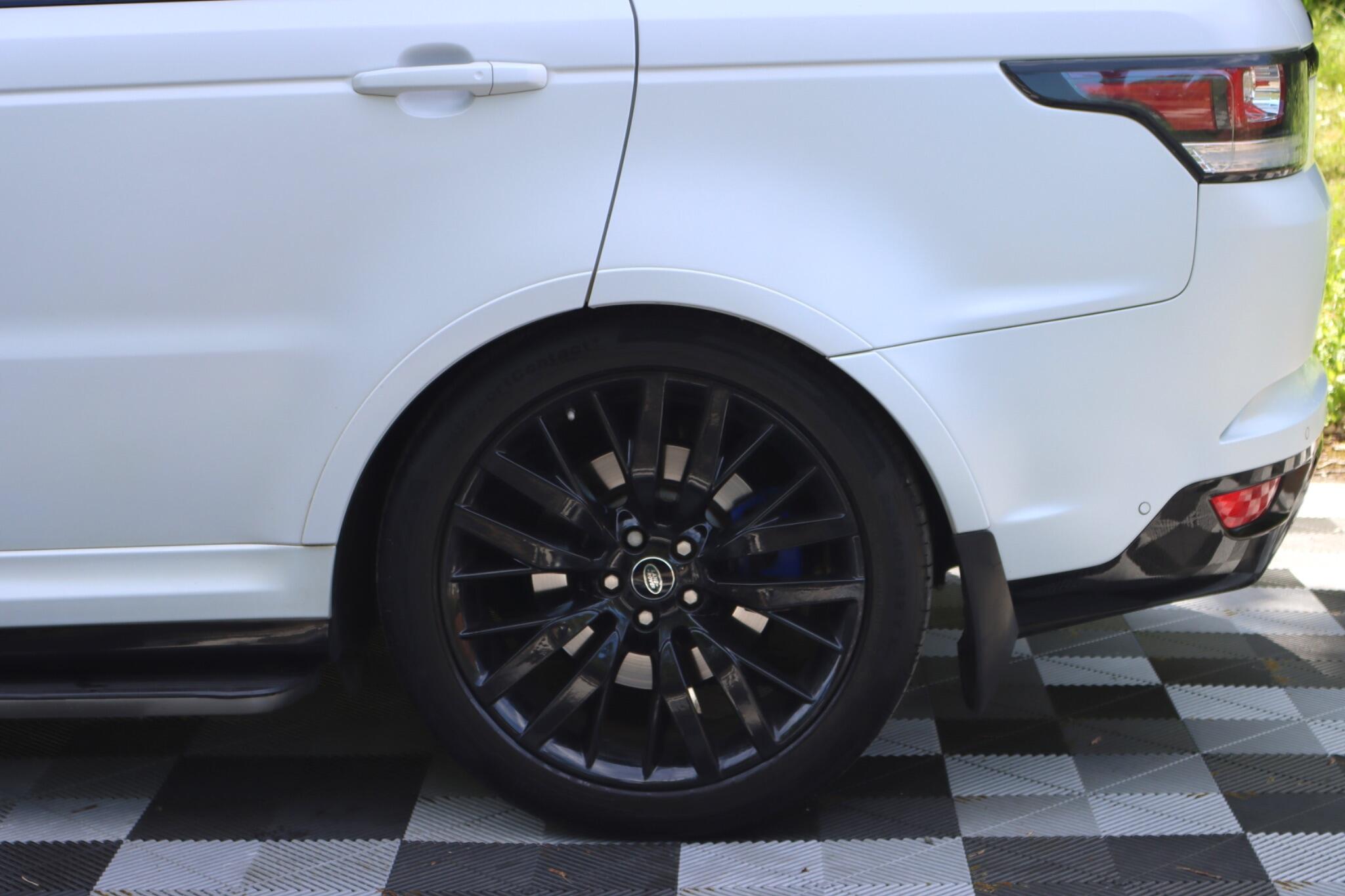 Land Rover Range Rover Sport view 19