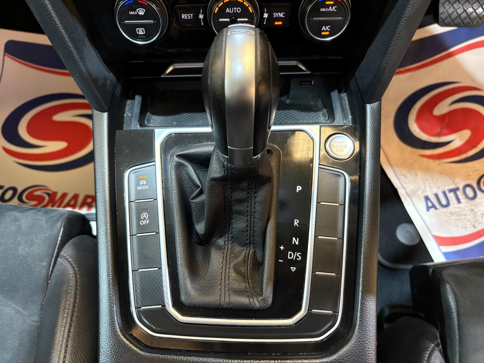 Volkswagen Passat view 23