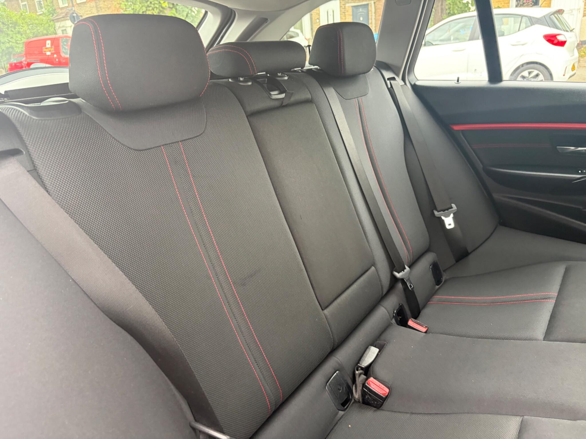 BMW 3 Series view 65